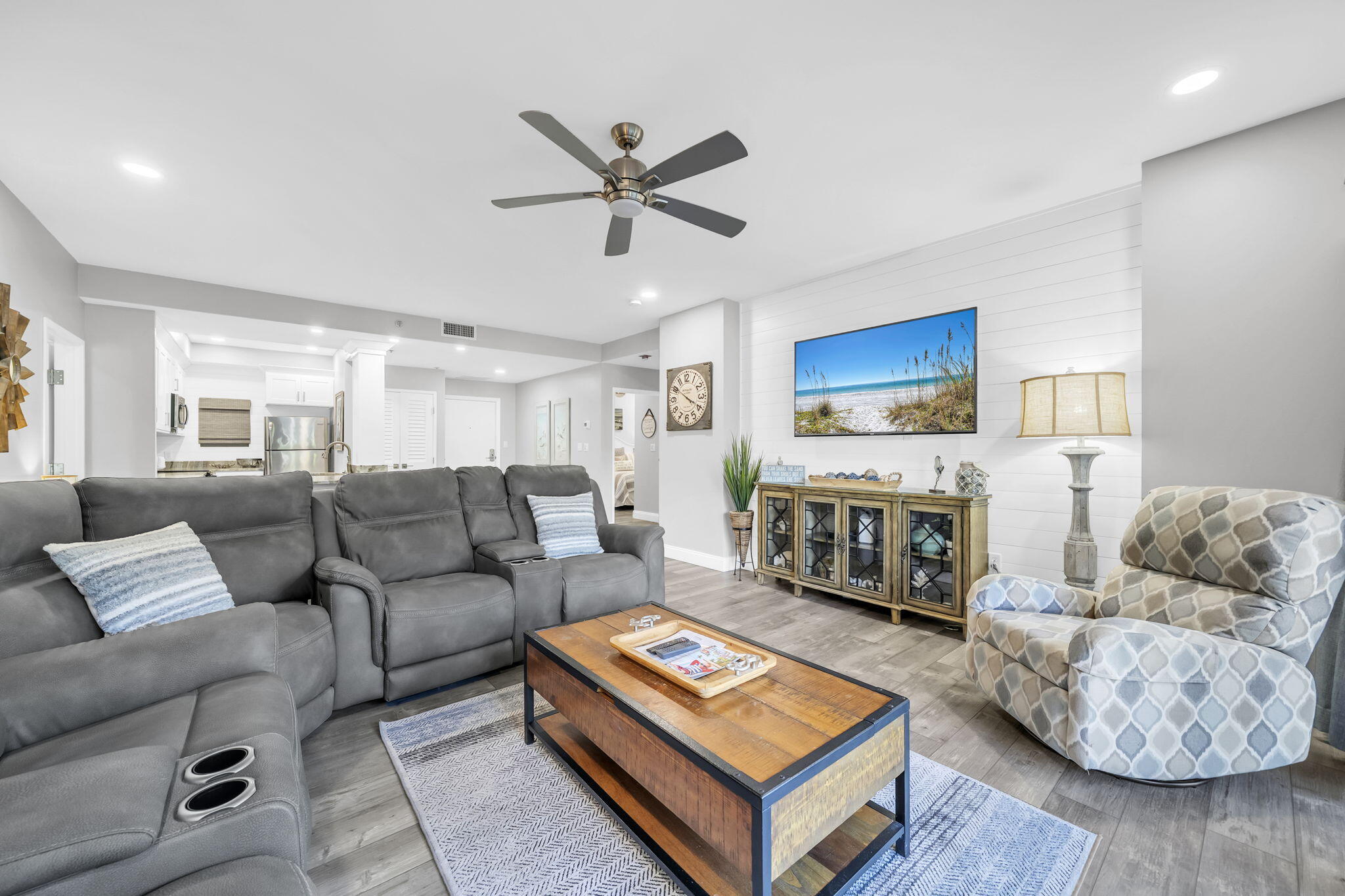 SUMMIT AT TOPS'L (THE) - Residential