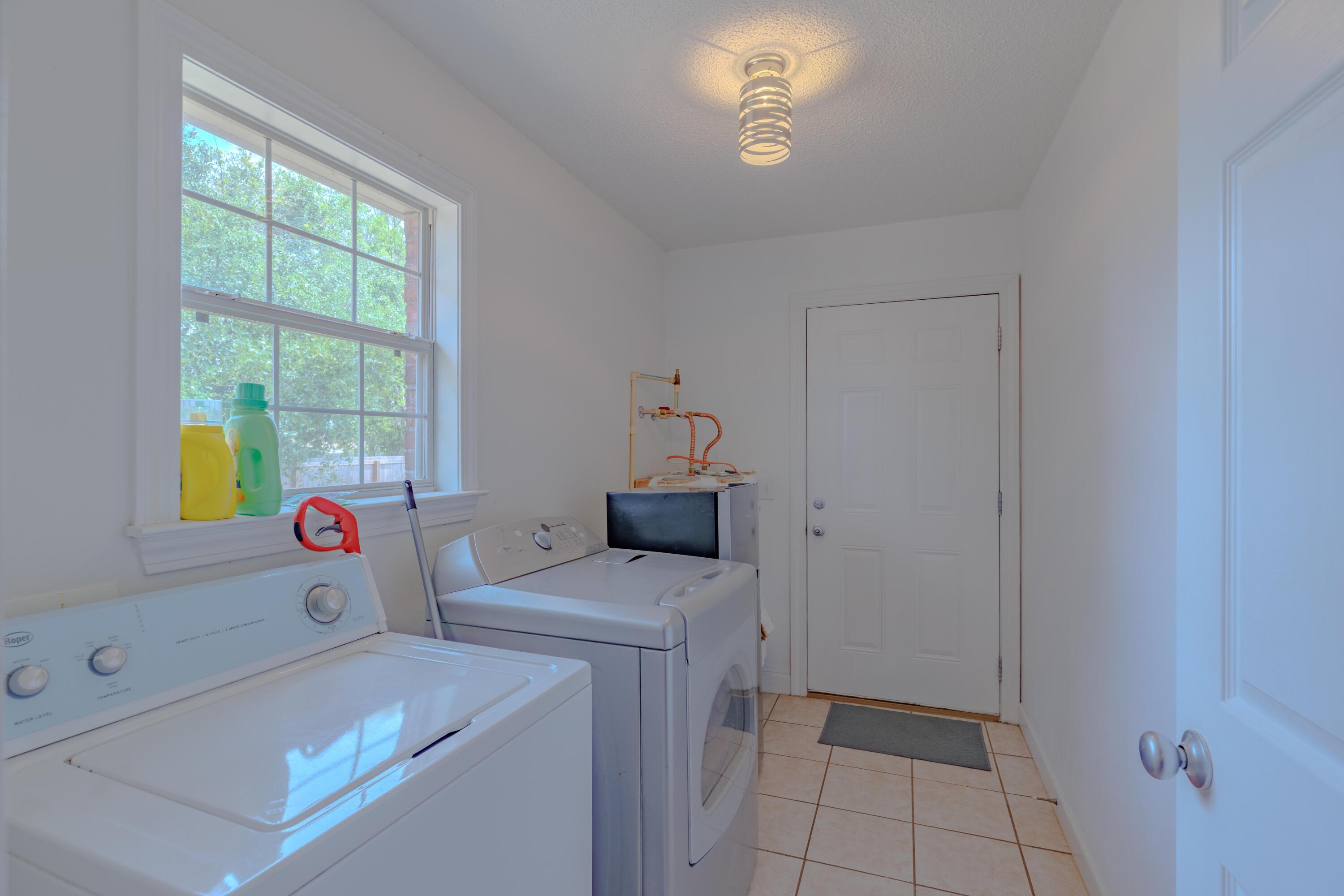 SANTA ROSA SHORES EAST - Residential