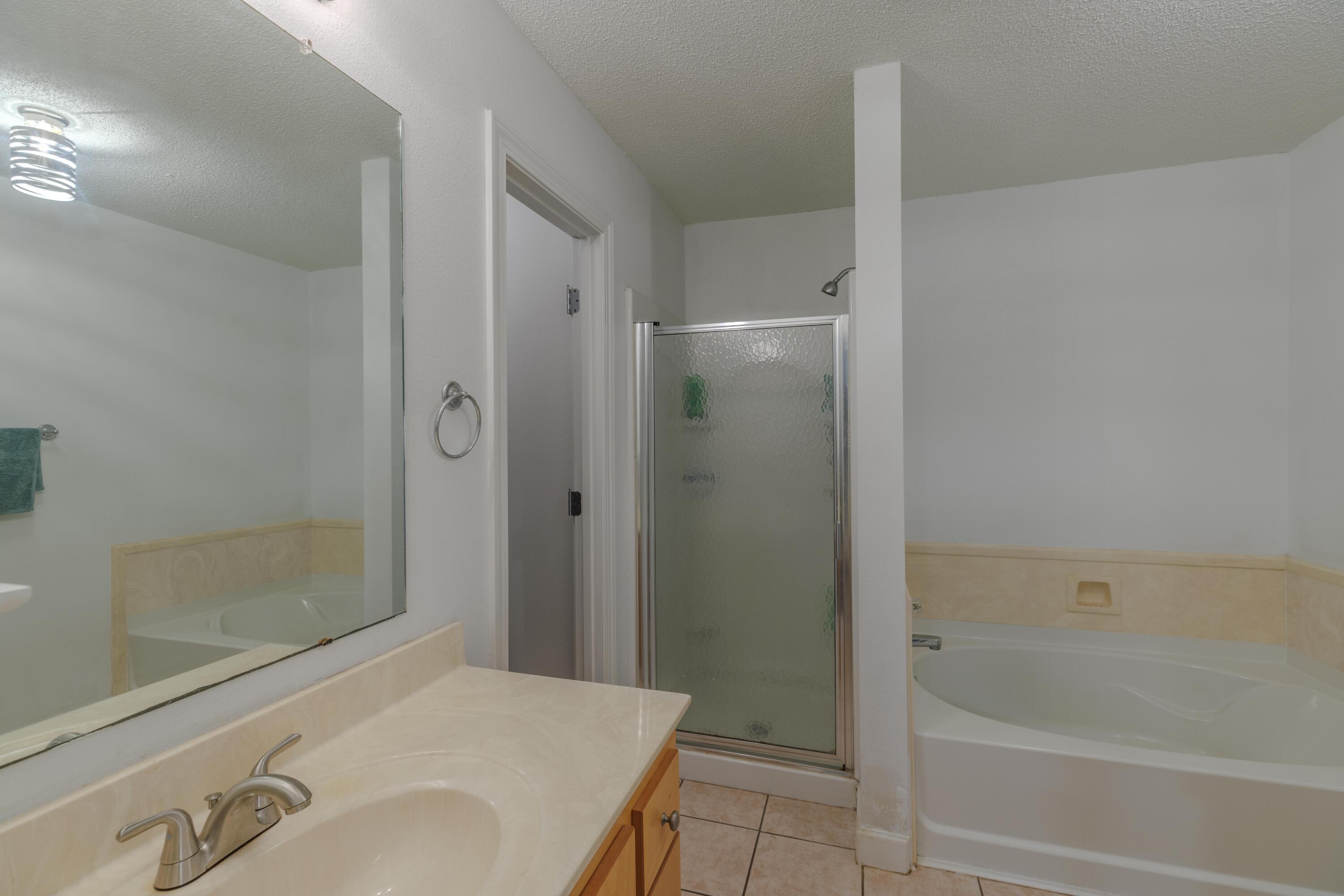 SANTA ROSA SHORES EAST - Residential