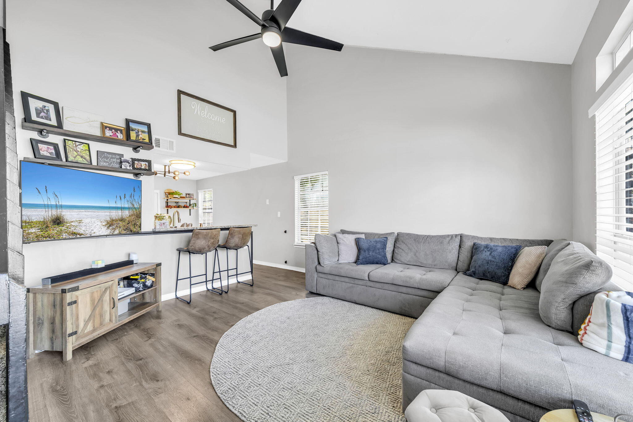 CANTERBURY WOODS - Residential
