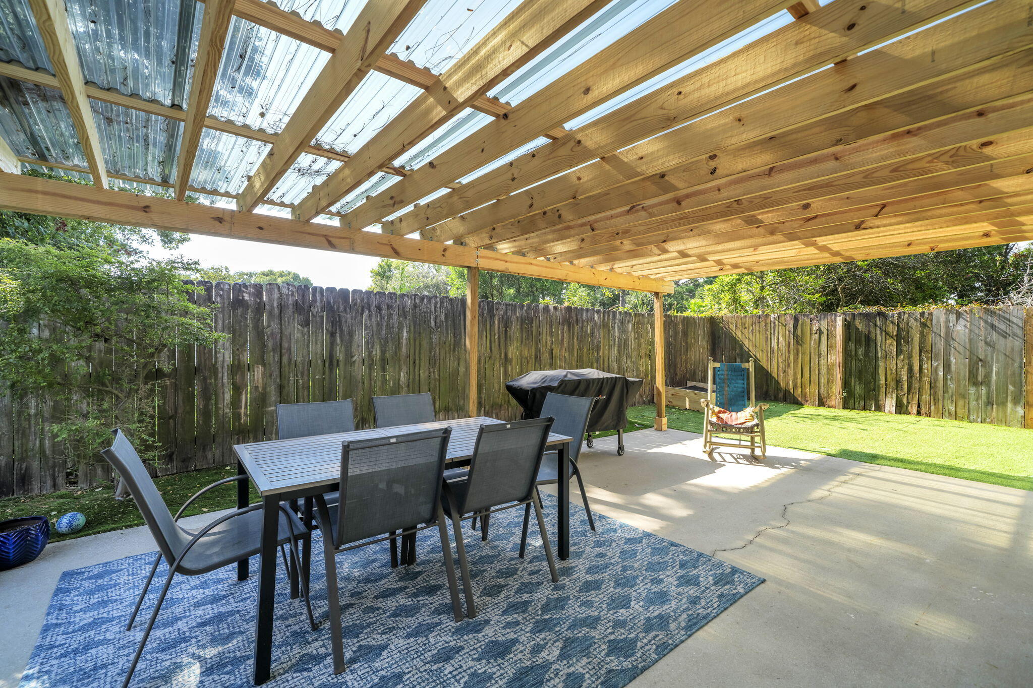 CANTERBURY WOODS - Residential