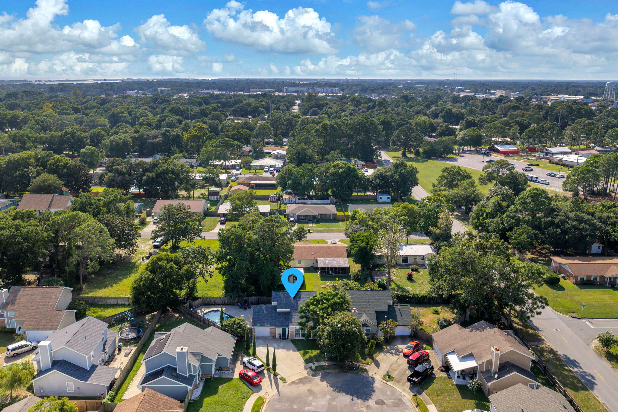 CANTERBURY WOODS - Residential