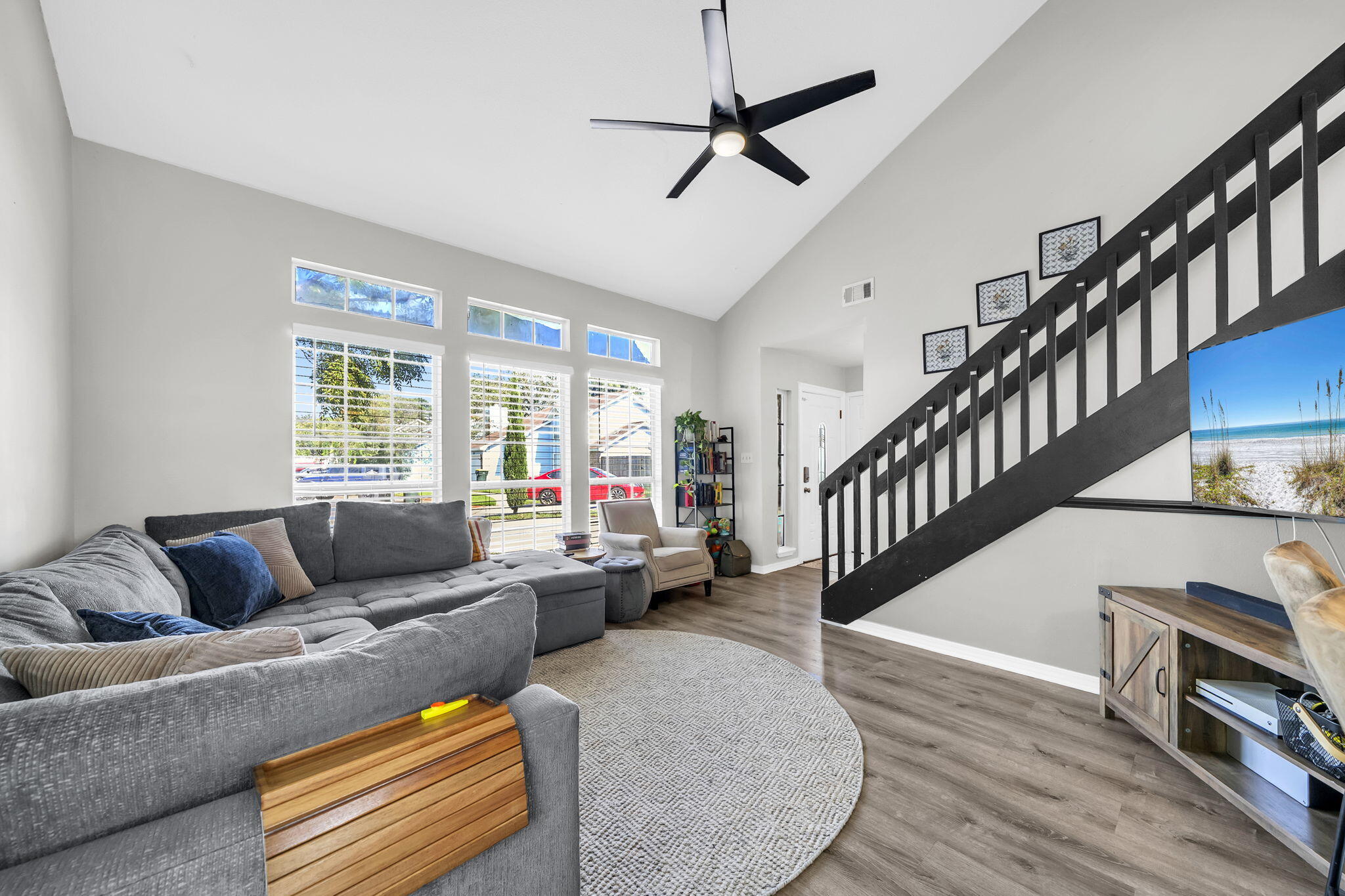 CANTERBURY WOODS - Residential