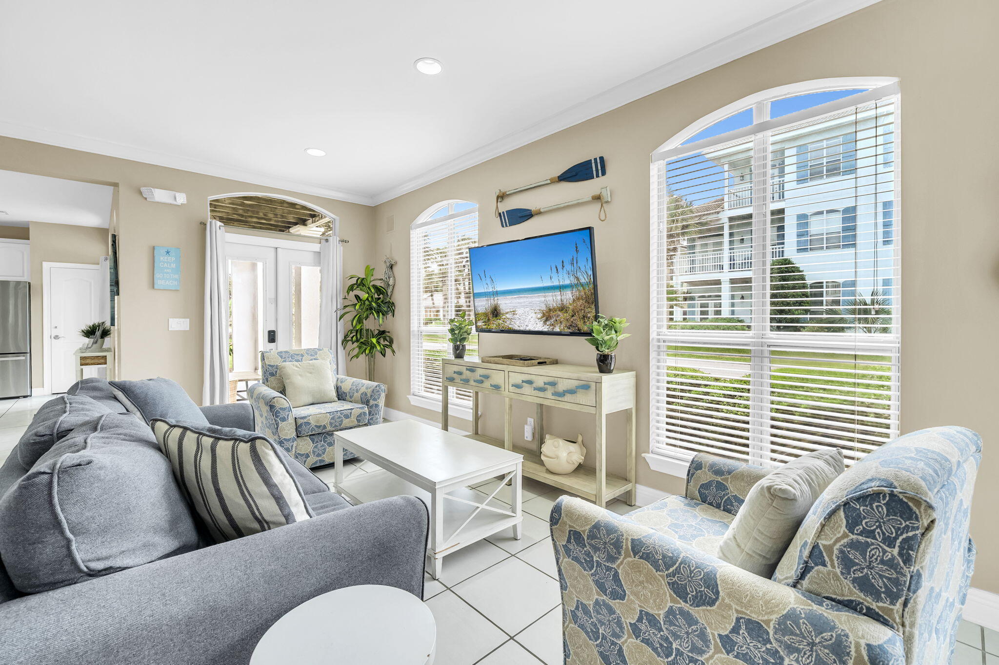 EMERALD SHORES - Residential