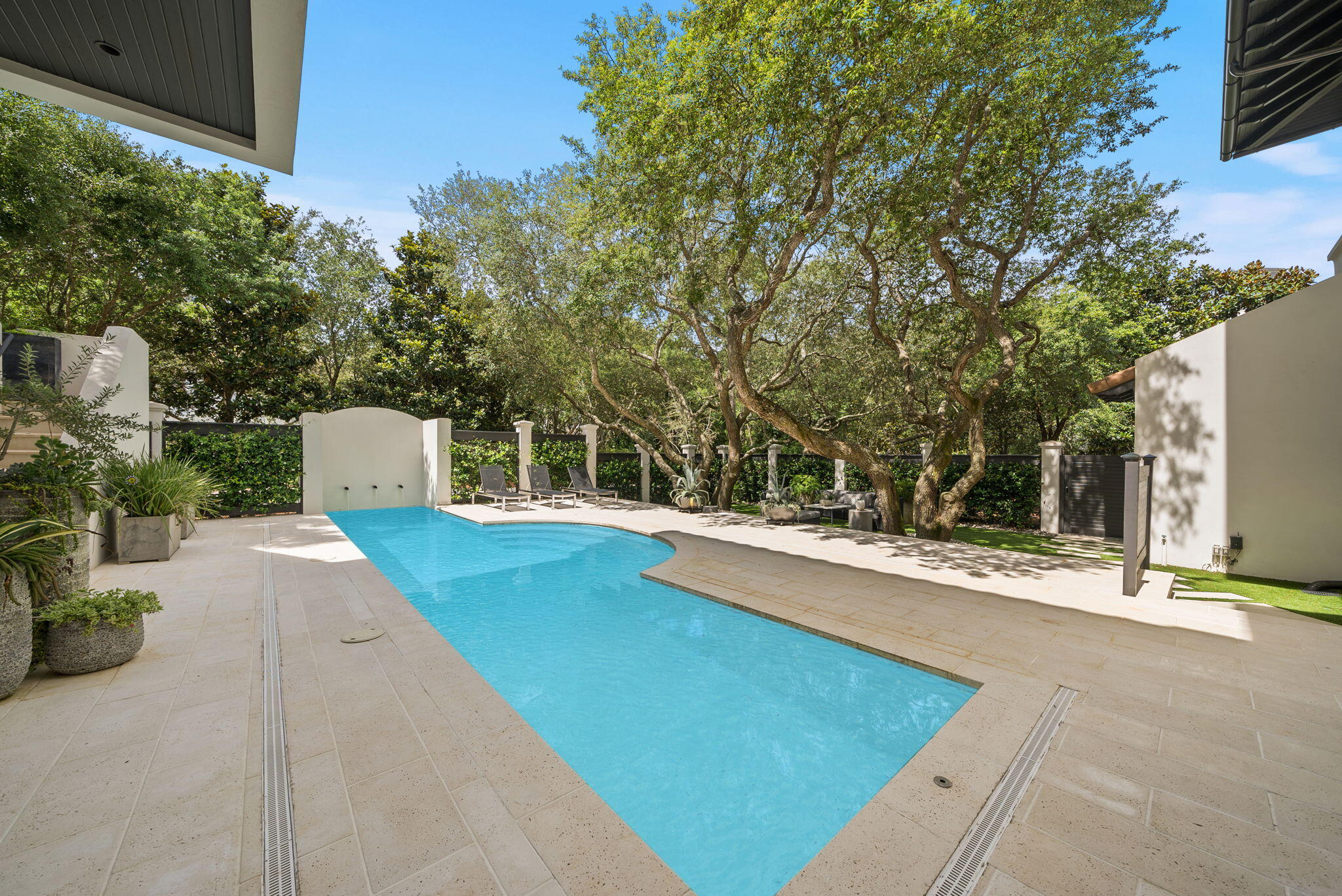REDFISH LANE - Residential
