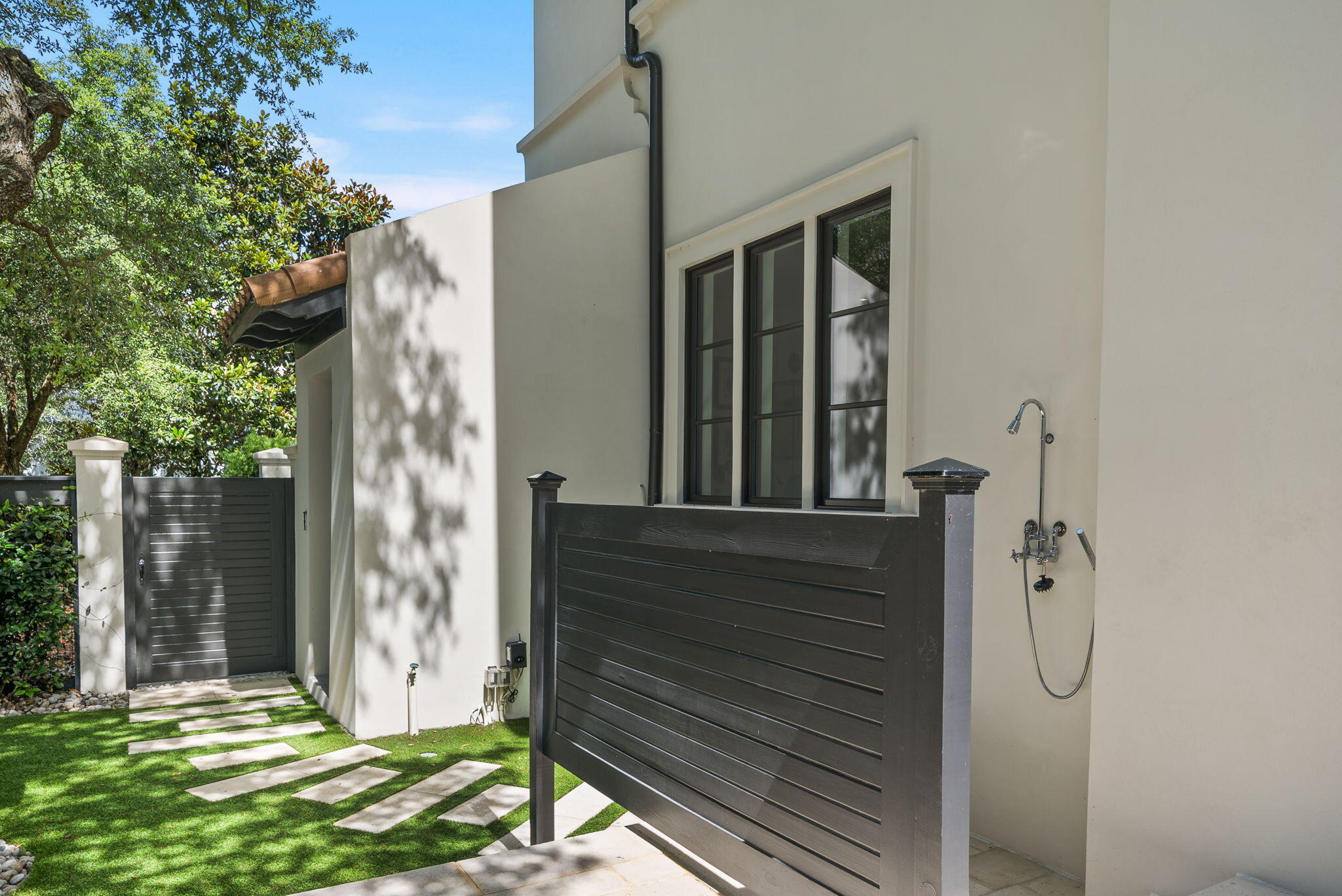 REDFISH LANE - Residential