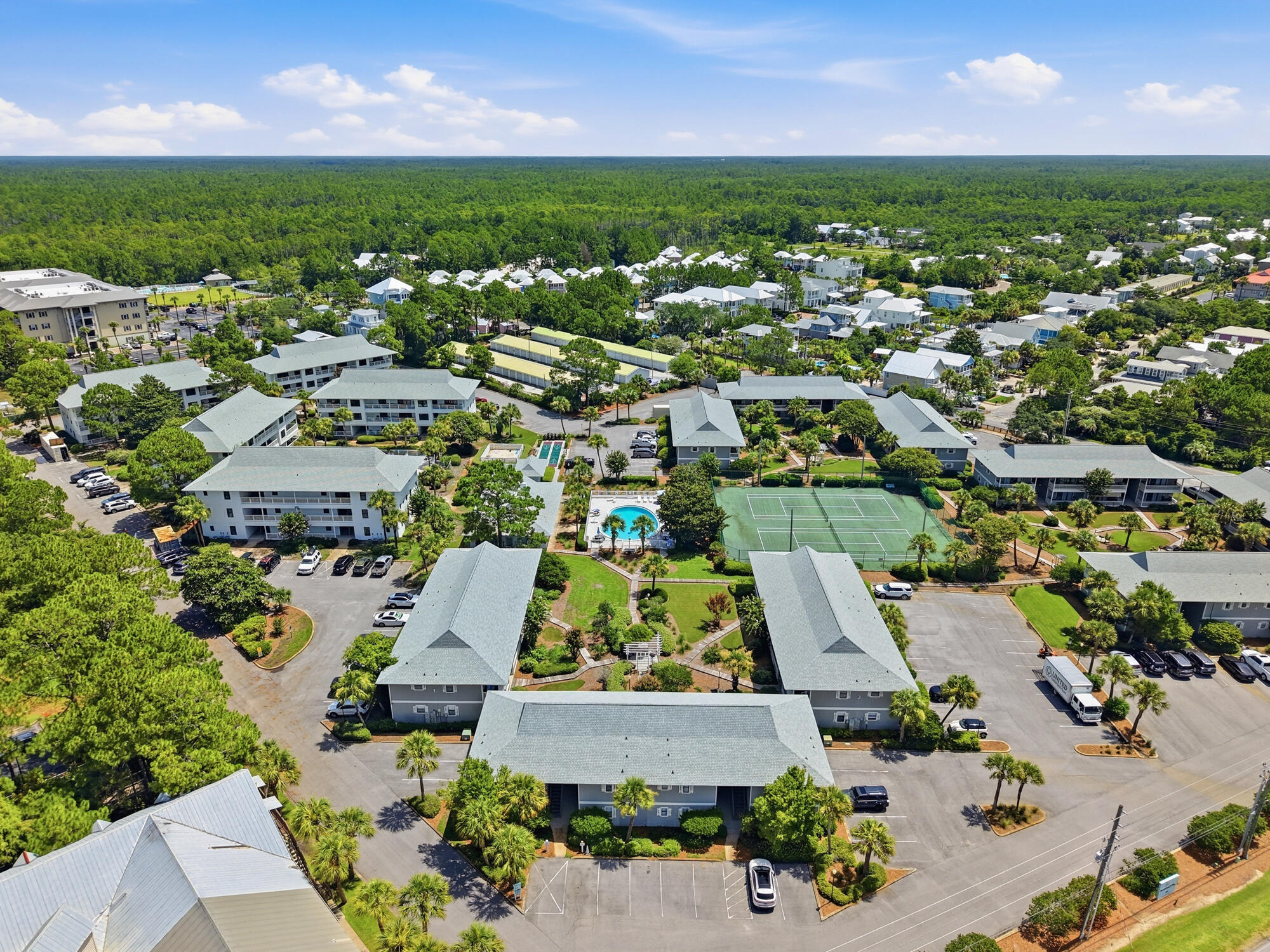 BEACHWOOD VILLAS CONDO - Residential