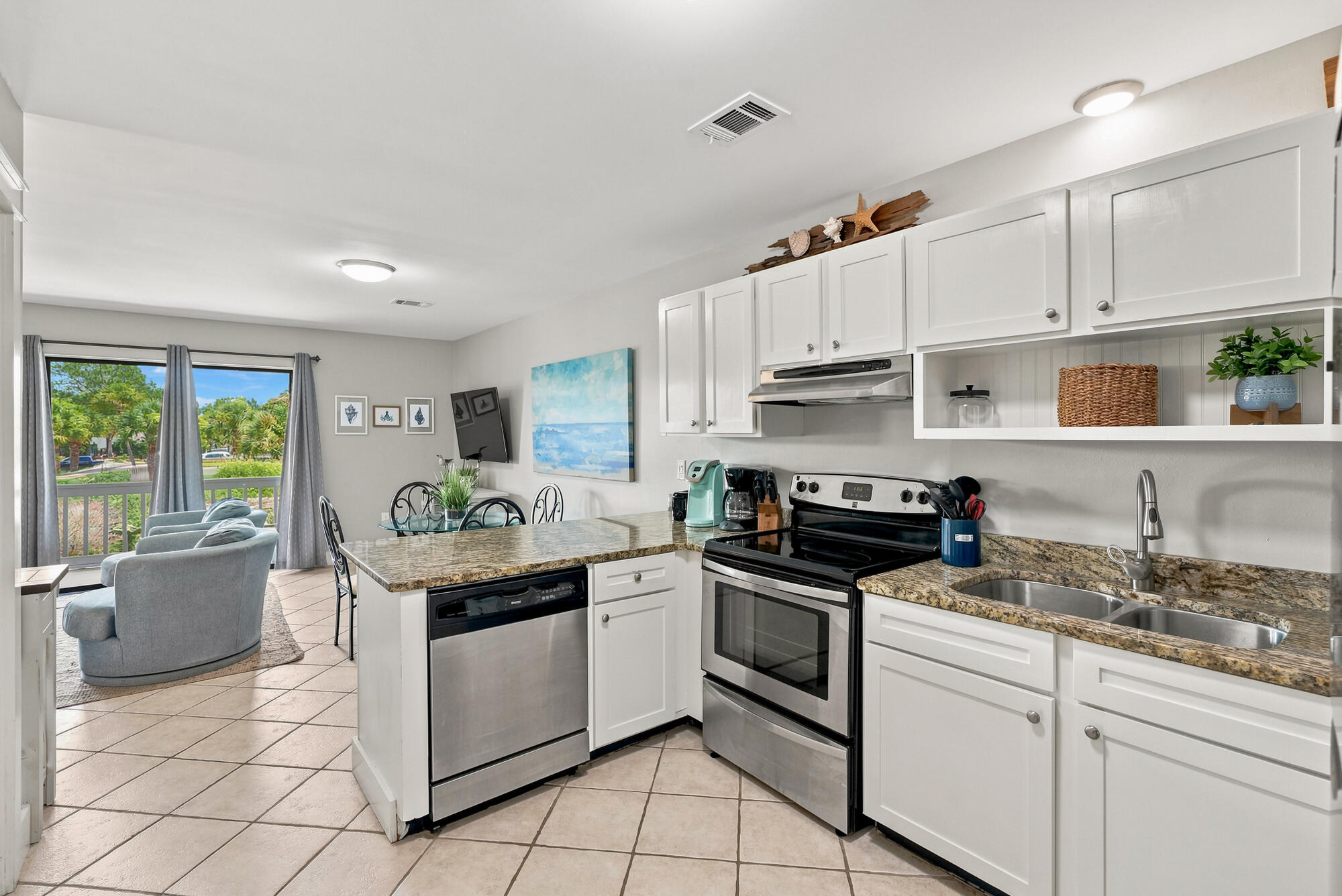 BEACHWOOD VILLAS CONDO - Residential