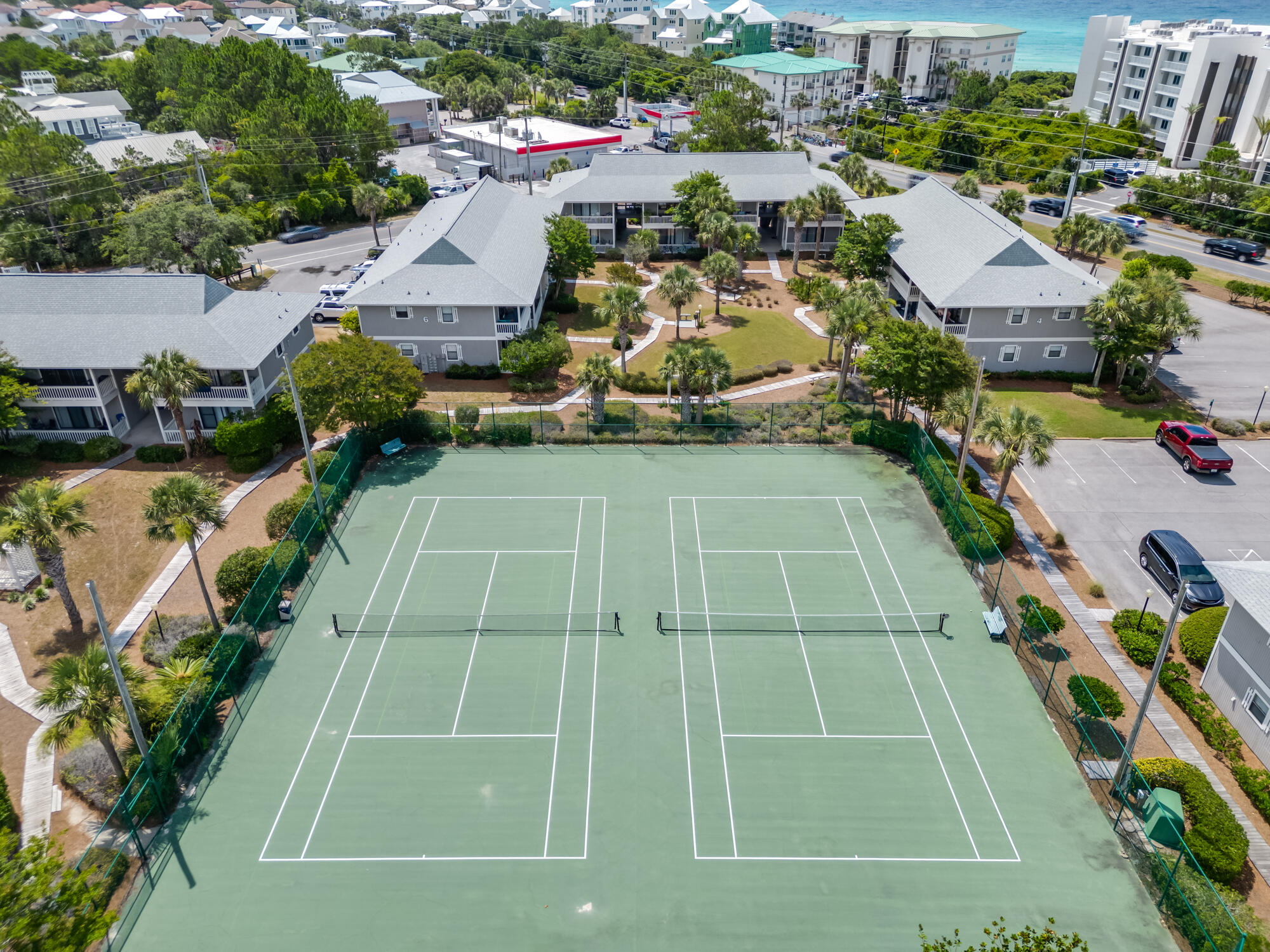 BEACHWOOD VILLAS CONDO - Residential