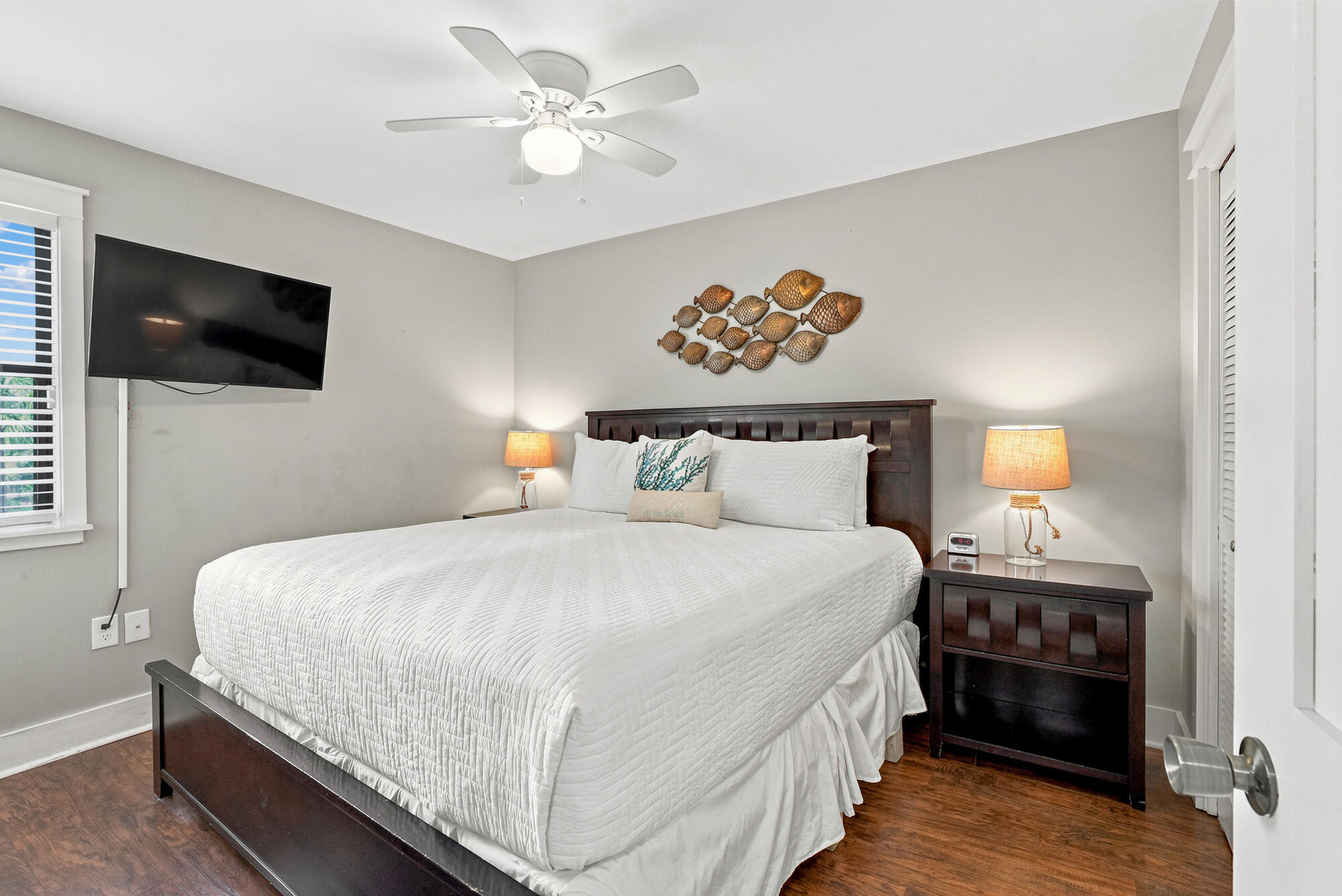 BEACHWOOD VILLAS CONDO - Residential