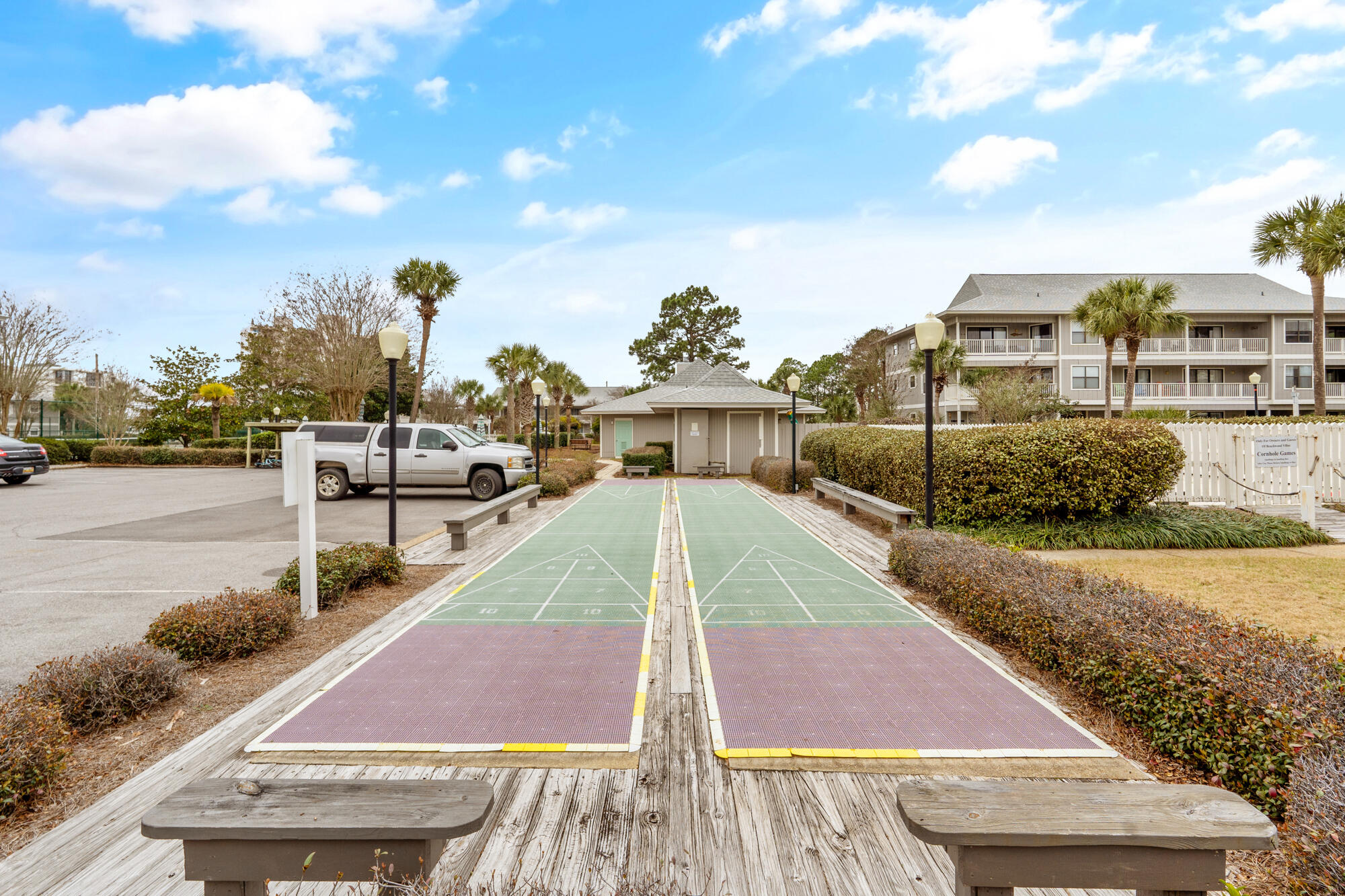 BEACHWOOD VILLAS CONDO - Residential