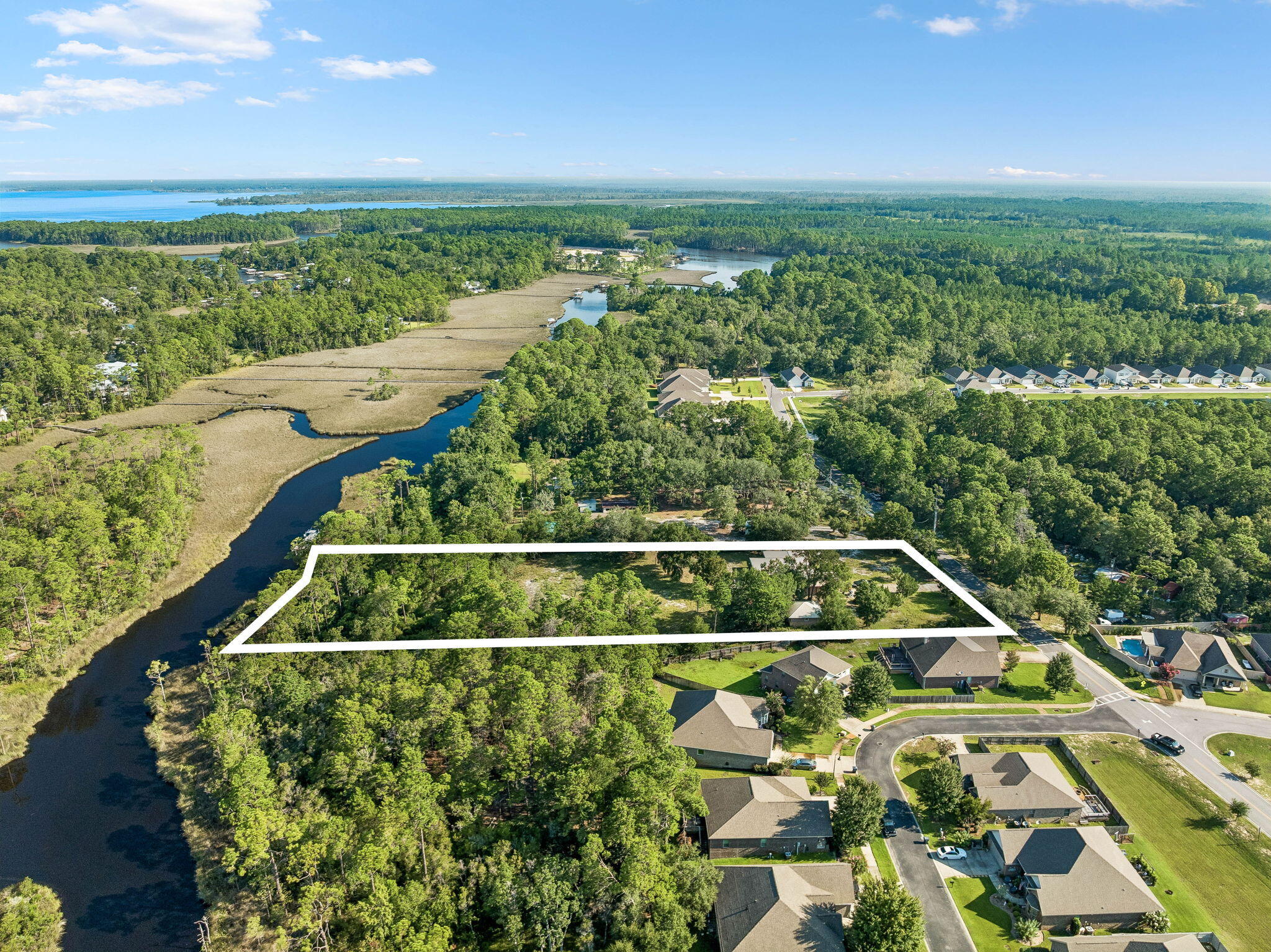 NO RECORDED SUBDIVISION - Residential
