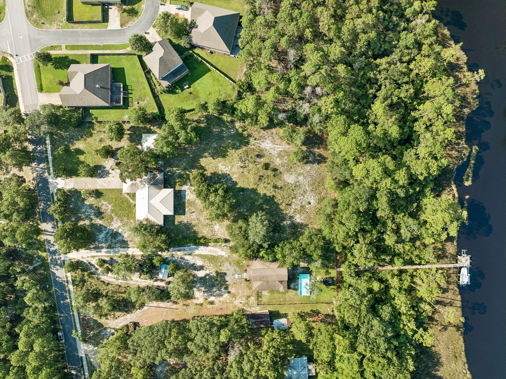 NO RECORDED SUBDIVISION - Residential