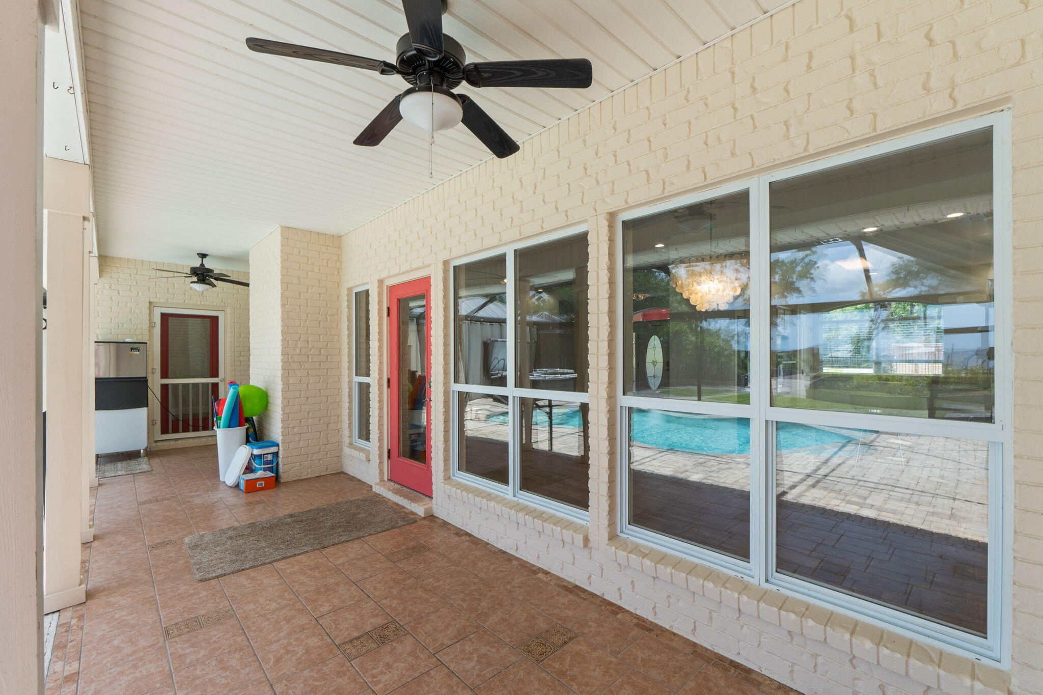 NO RECORDED SUBDIVISION - Residential