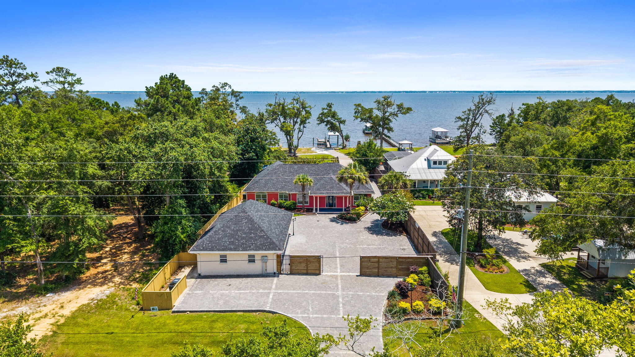 NO RECORDED SUBDIVISION - Residential