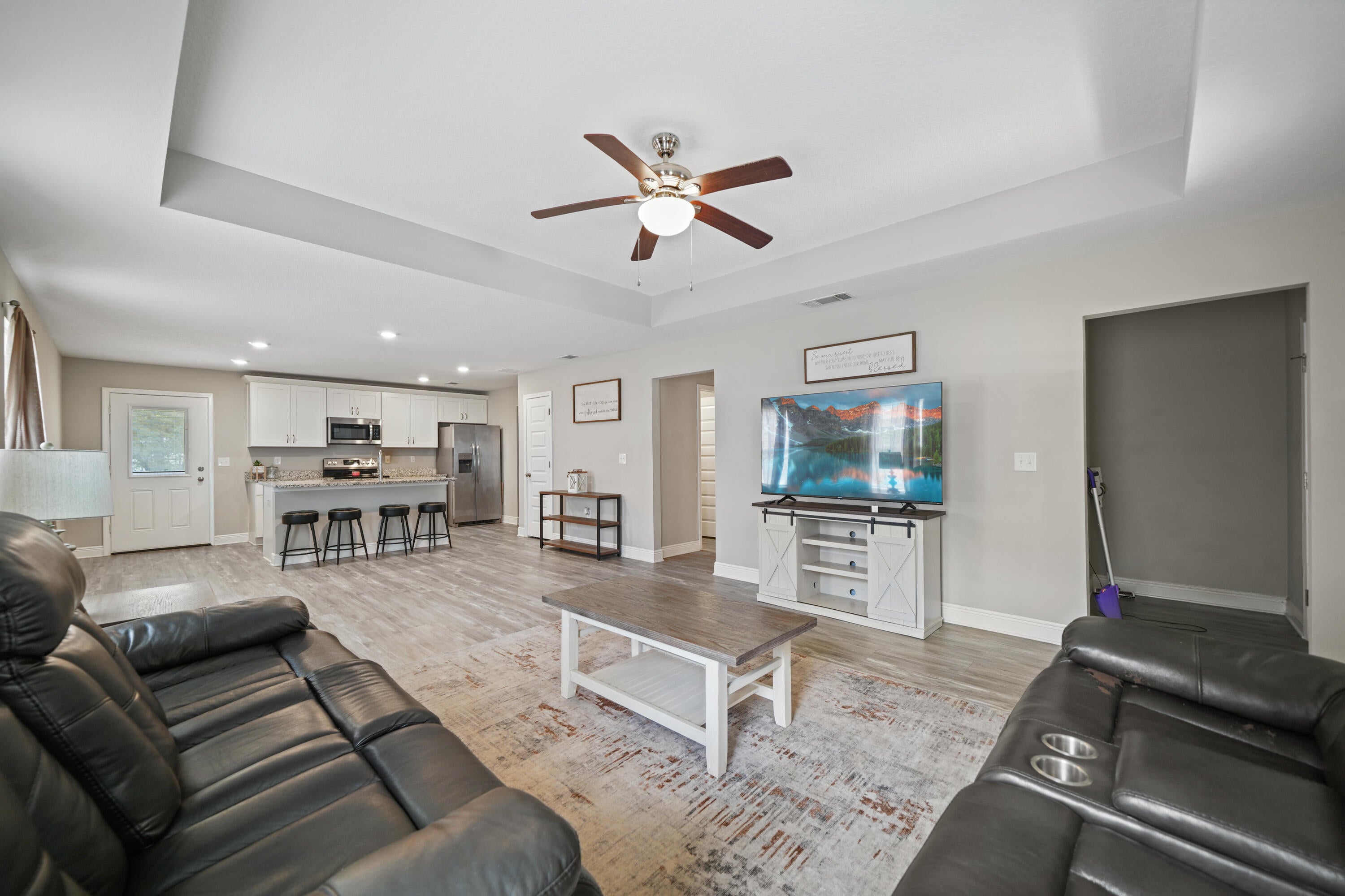GARDEN CITY - Residential