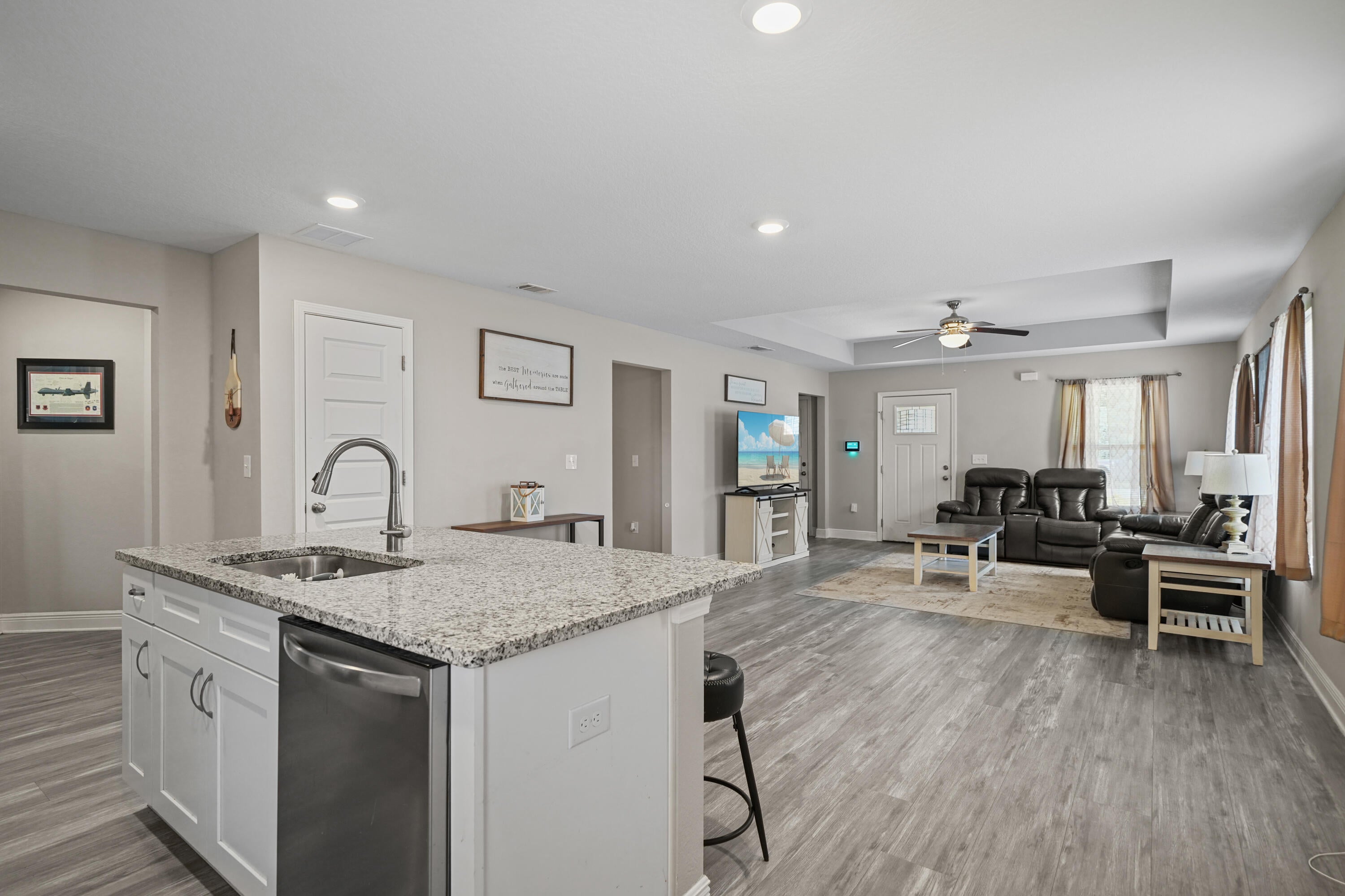 GARDEN CITY - Residential