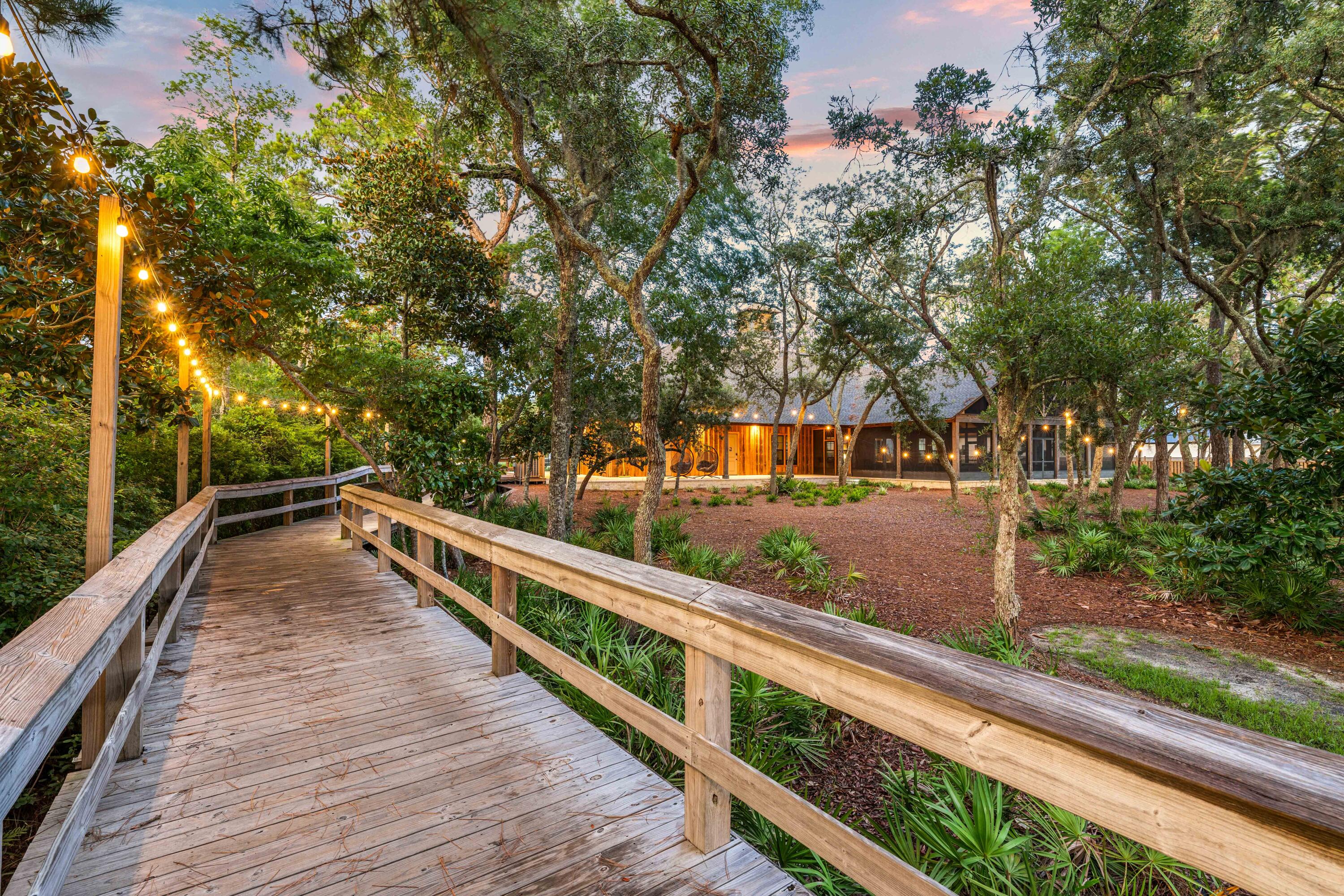 HAMMOCK BAY - STEAMBOAT LANDING - Residential