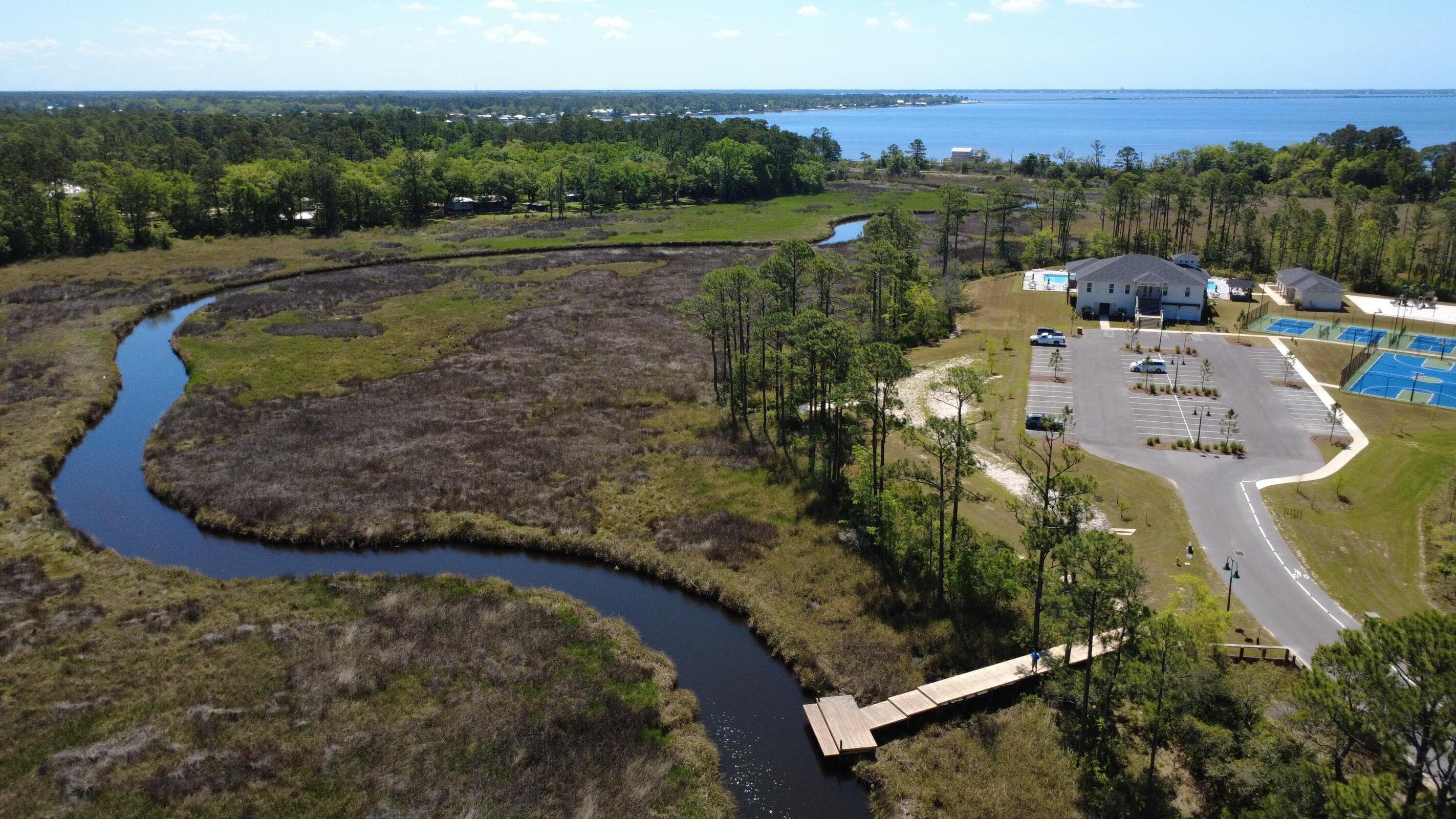 HAMMOCK BAY - STEAMBOAT LANDING - Residential