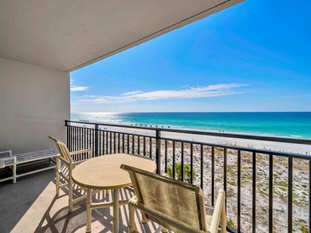 BREAKERS OF FWB PH 1 - Residential