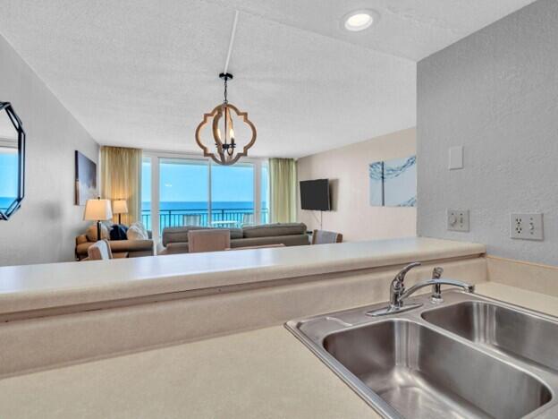 BREAKERS OF FWB PH 1 - Residential