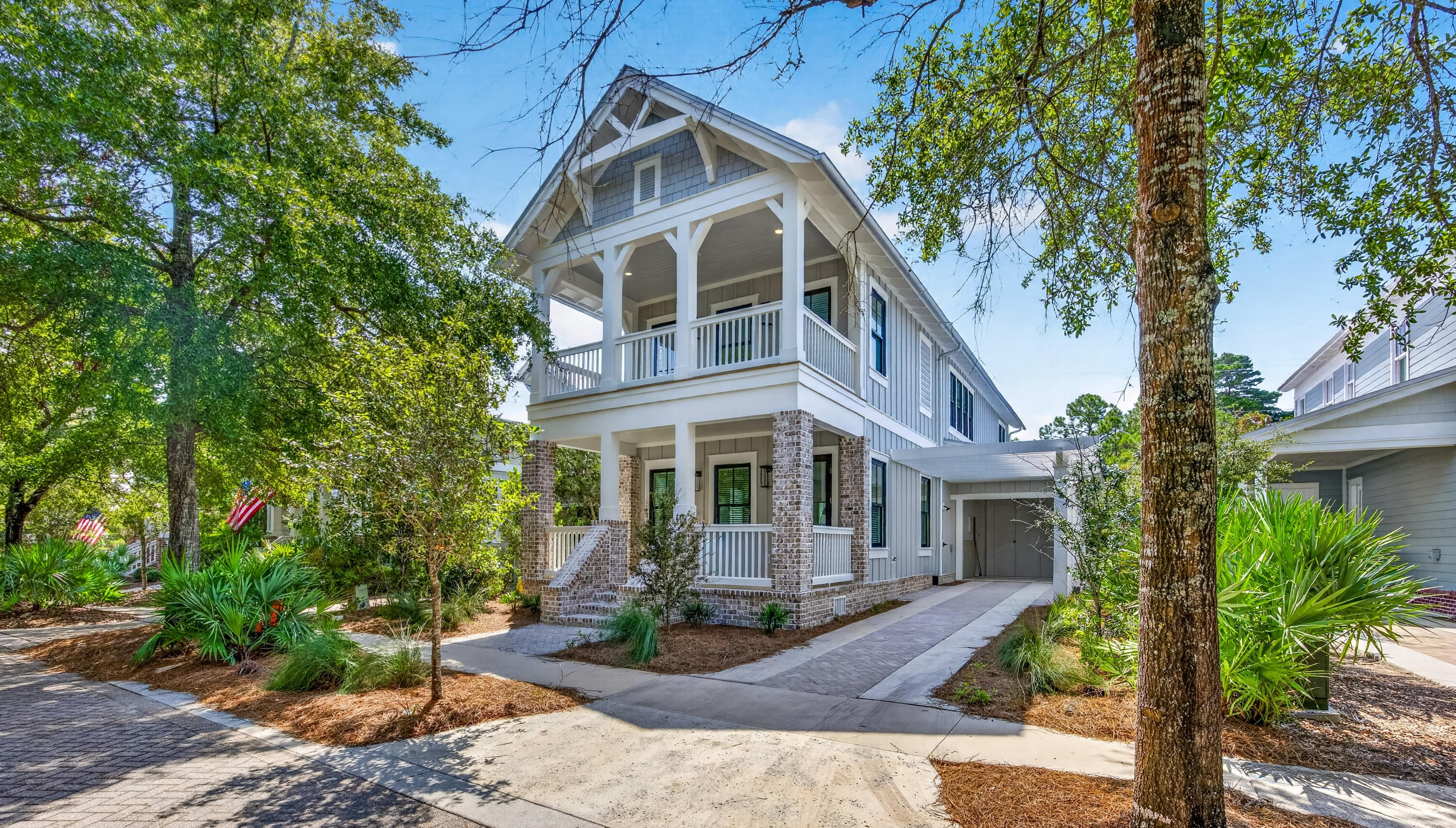FOREST LAKES - Residential