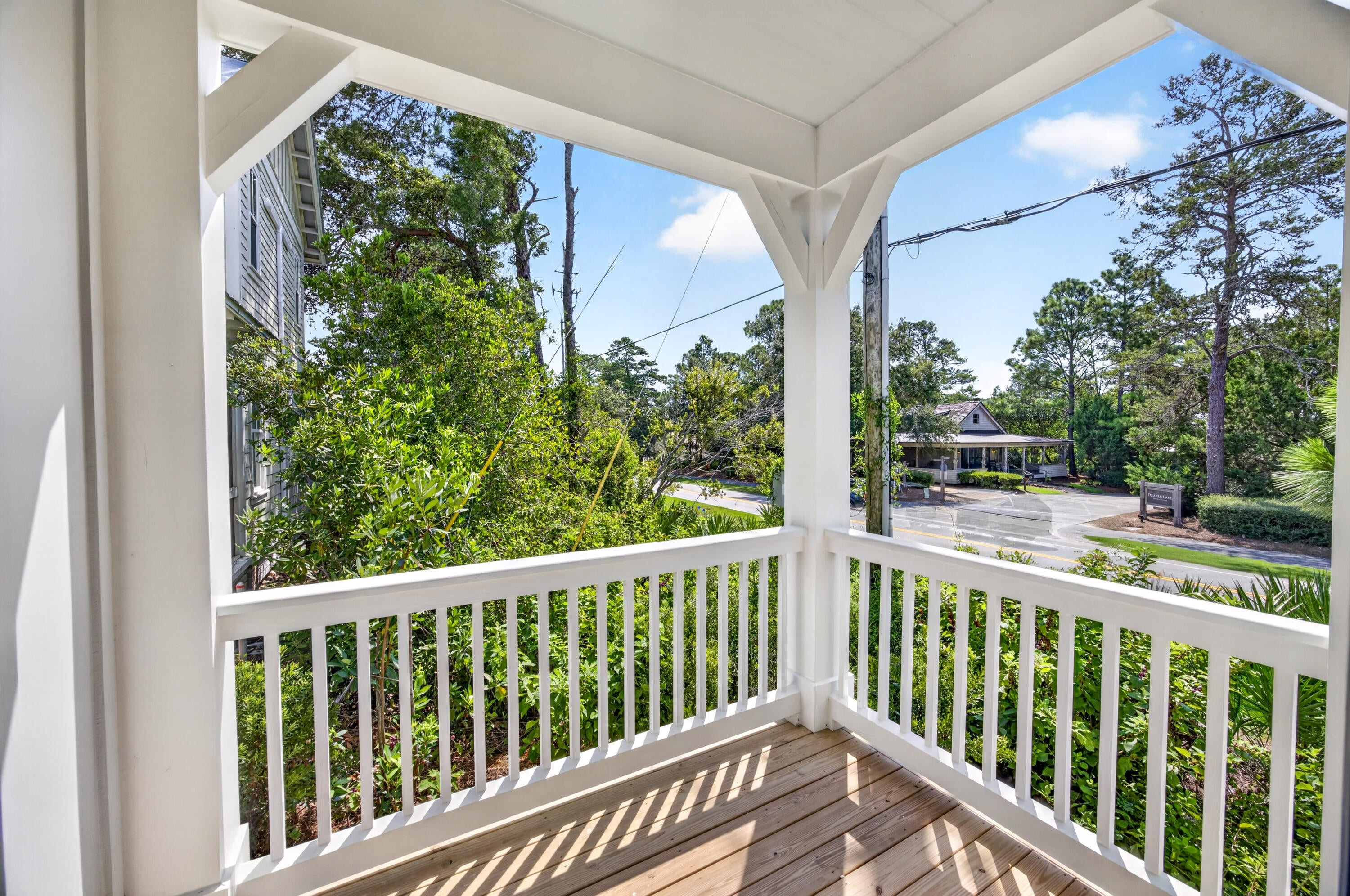FOREST LAKES - Residential