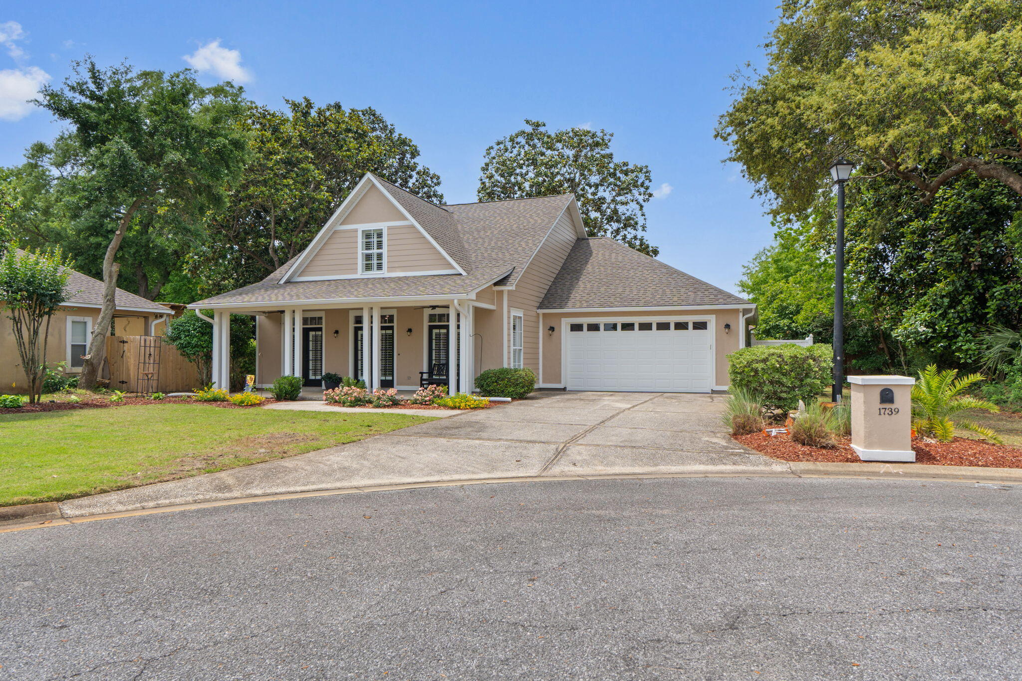 MAGNOLIA HARBOR - Residential