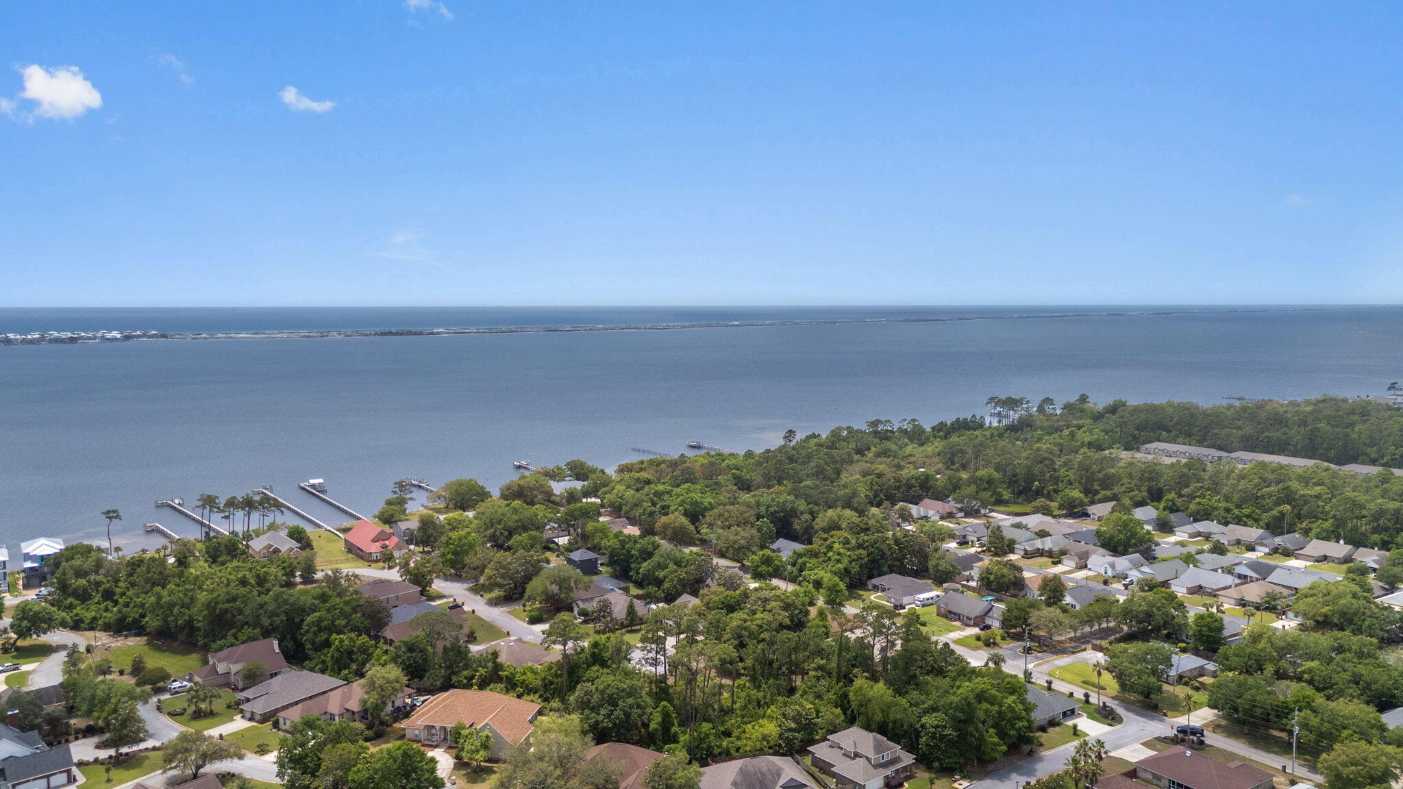 MAGNOLIA HARBOR - Residential