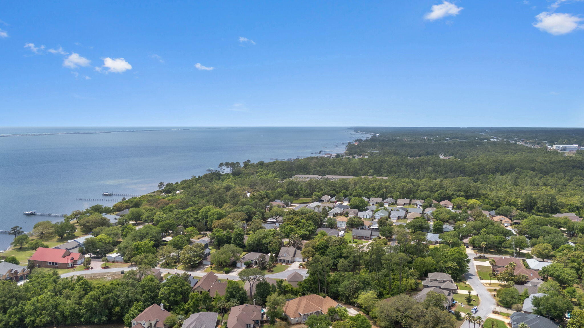 MAGNOLIA HARBOR - Residential