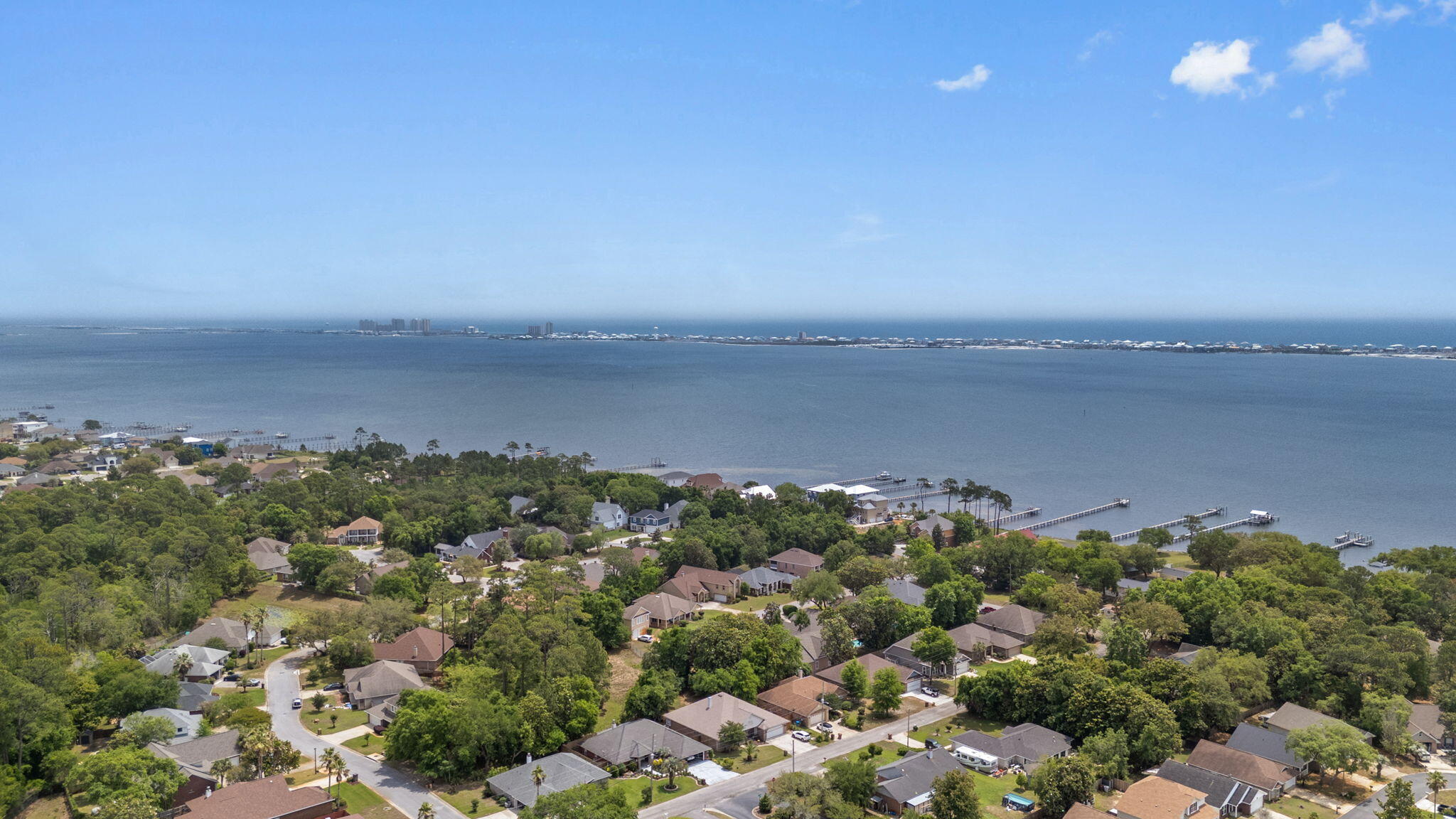 MAGNOLIA HARBOR - Residential