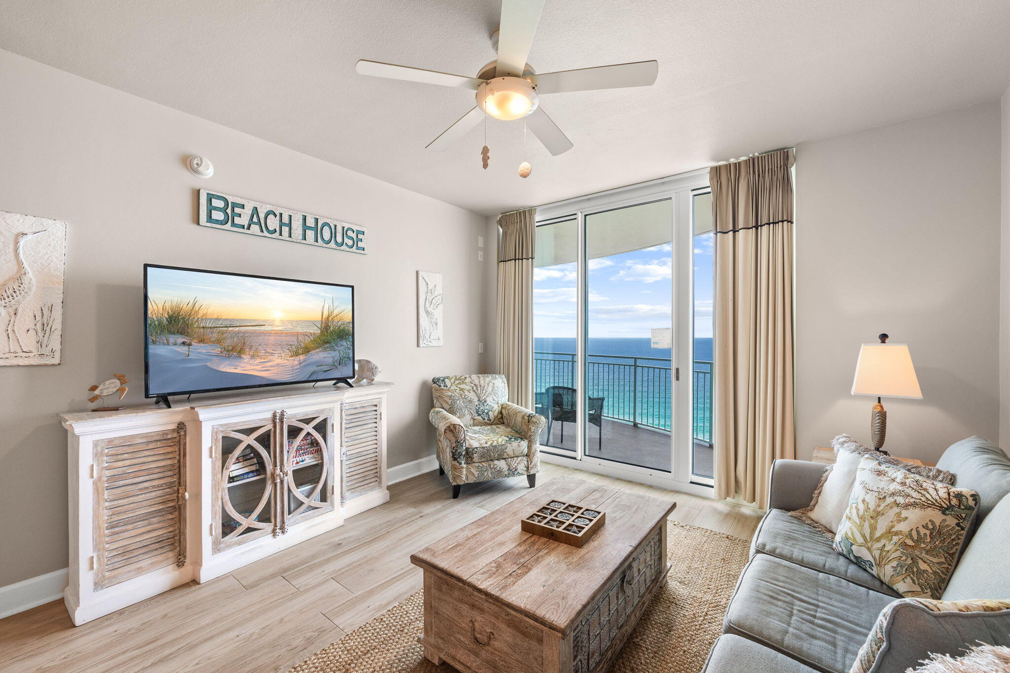 AQUA Beachside Resort - Residential