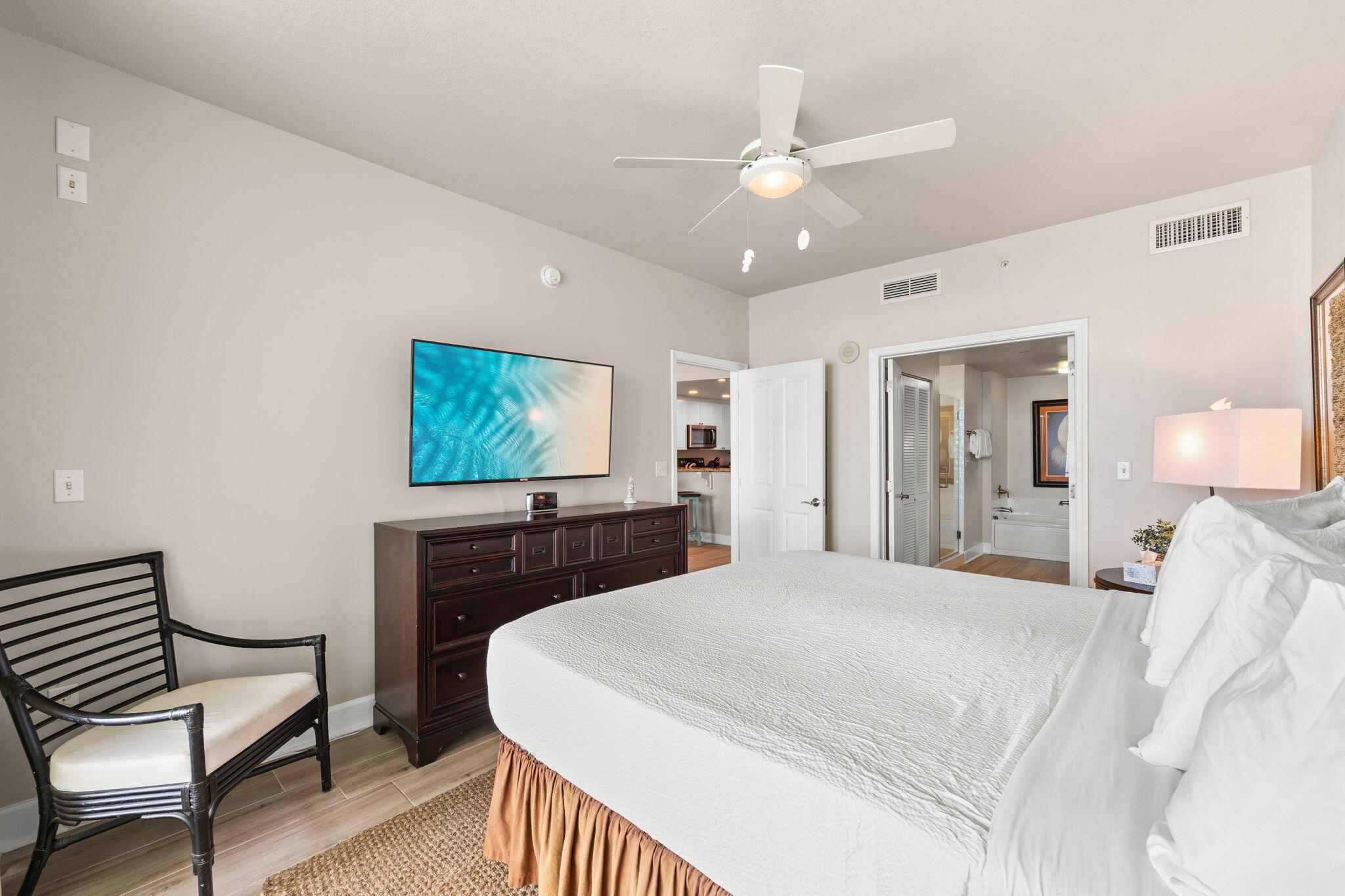 AQUA Beachside Resort - Residential