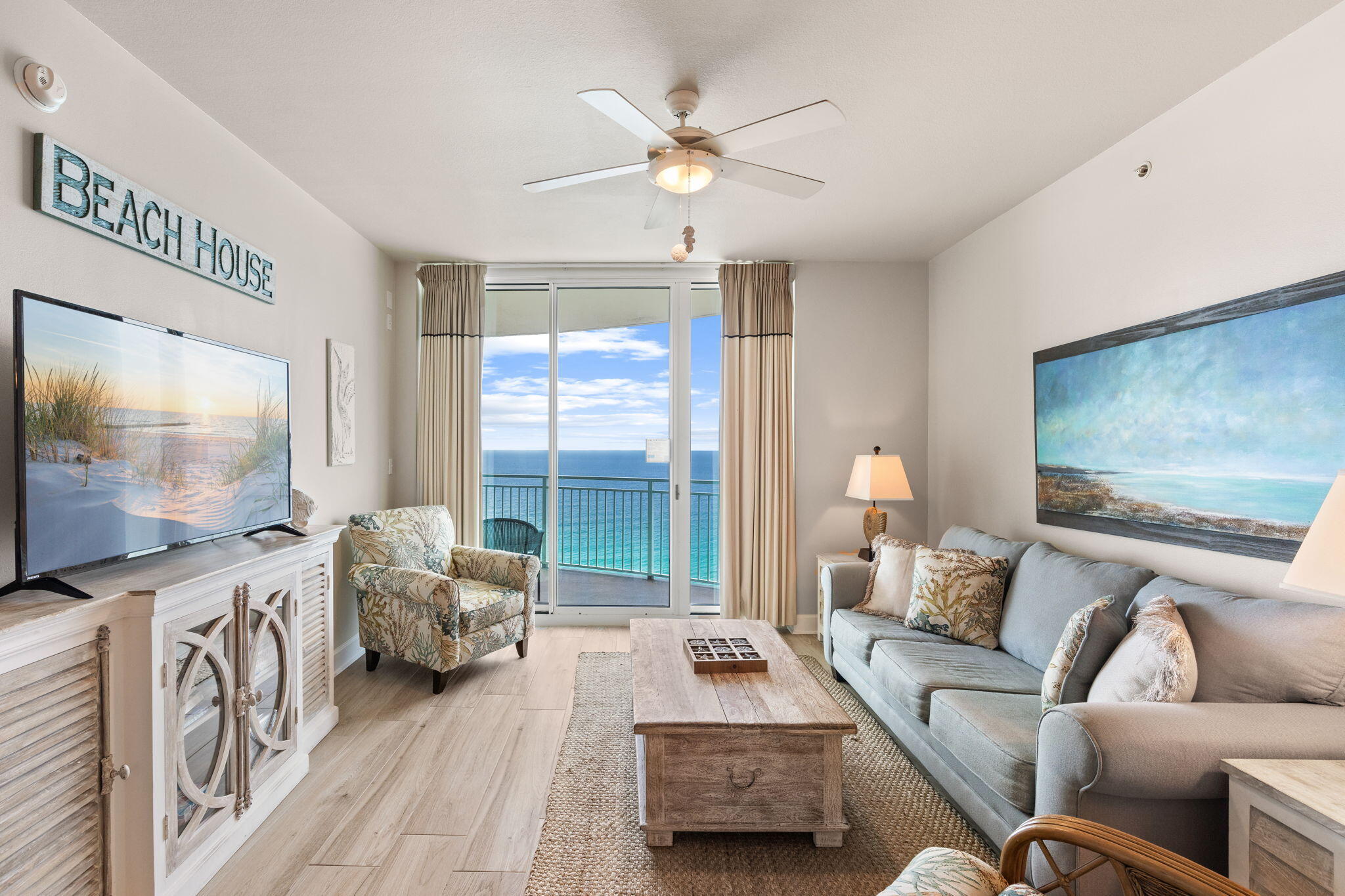 AQUA Beachside Resort - Residential