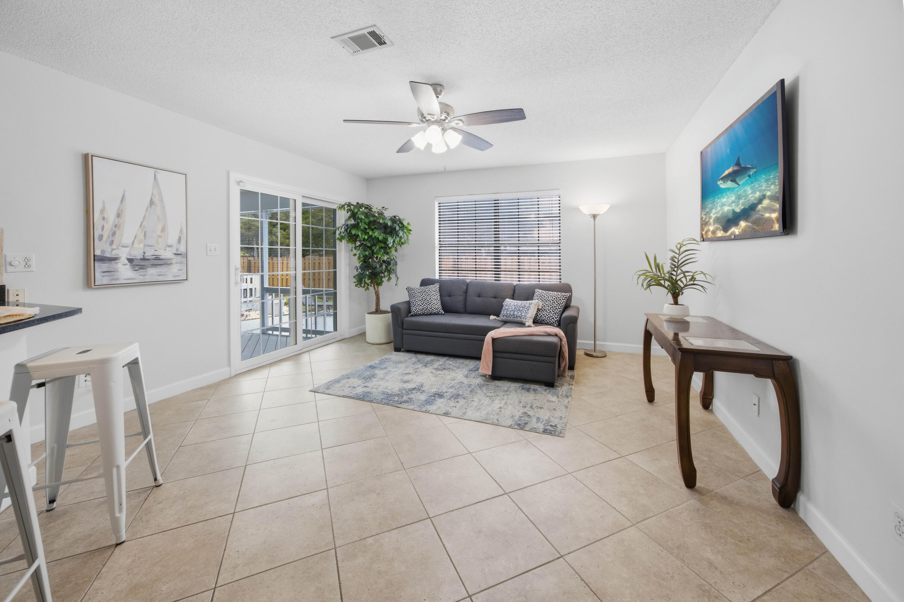 LAKE POINTE - Residential