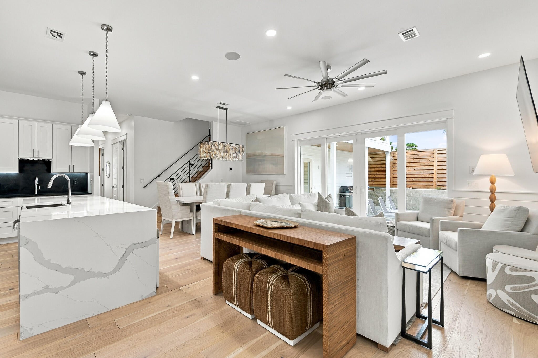 GULF HILLS ESTATES UNREC - Residential