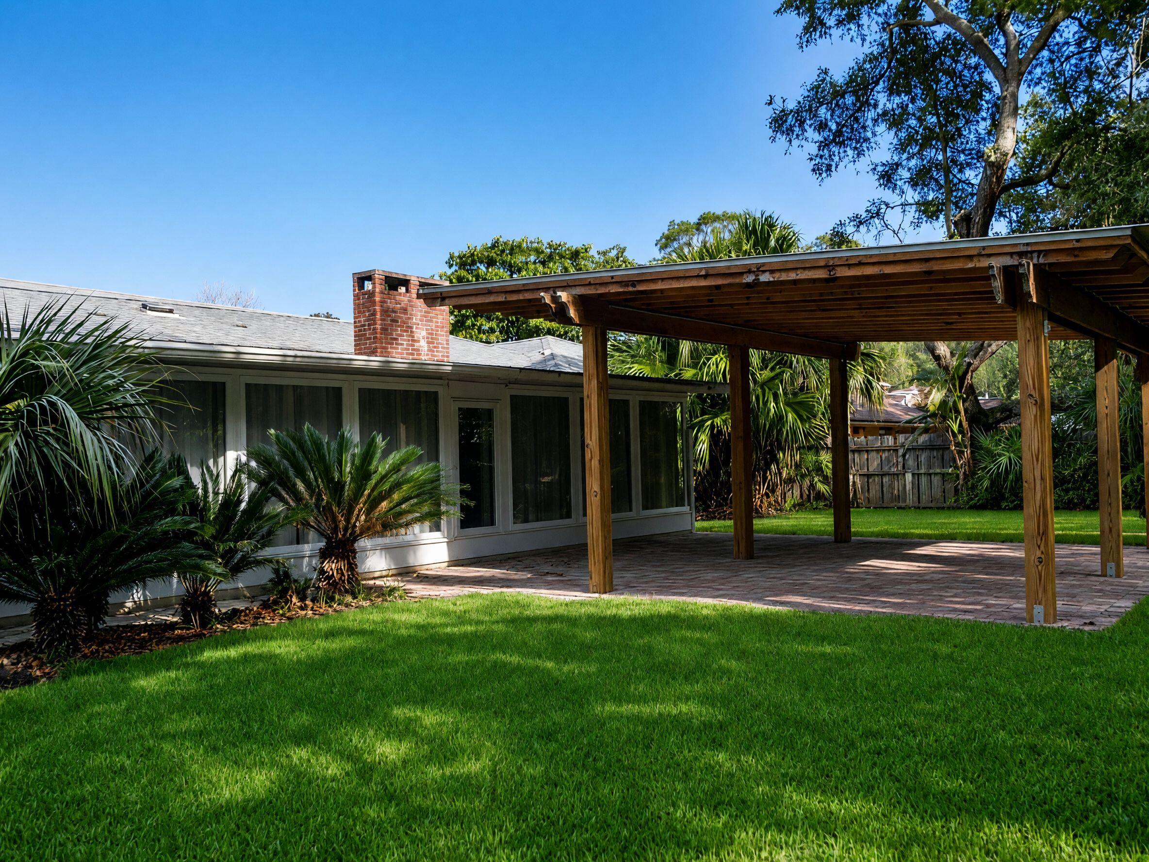 YACHT CLUB ESTATES - Residential Lease