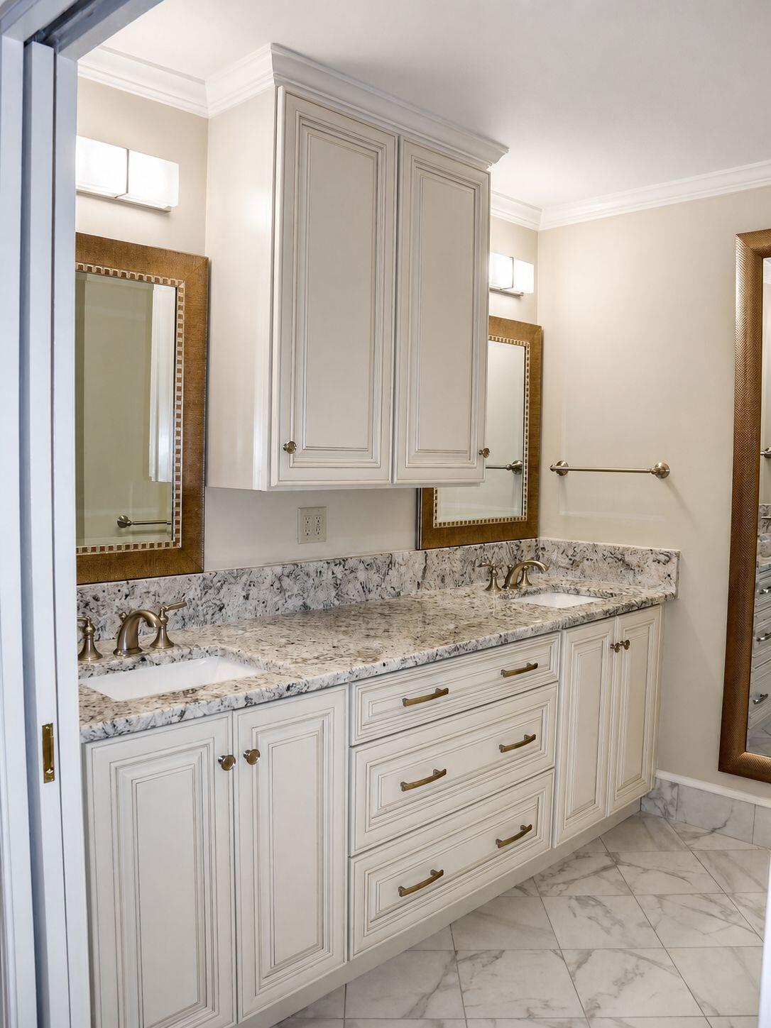 YACHT CLUB ESTATES - Residential Lease