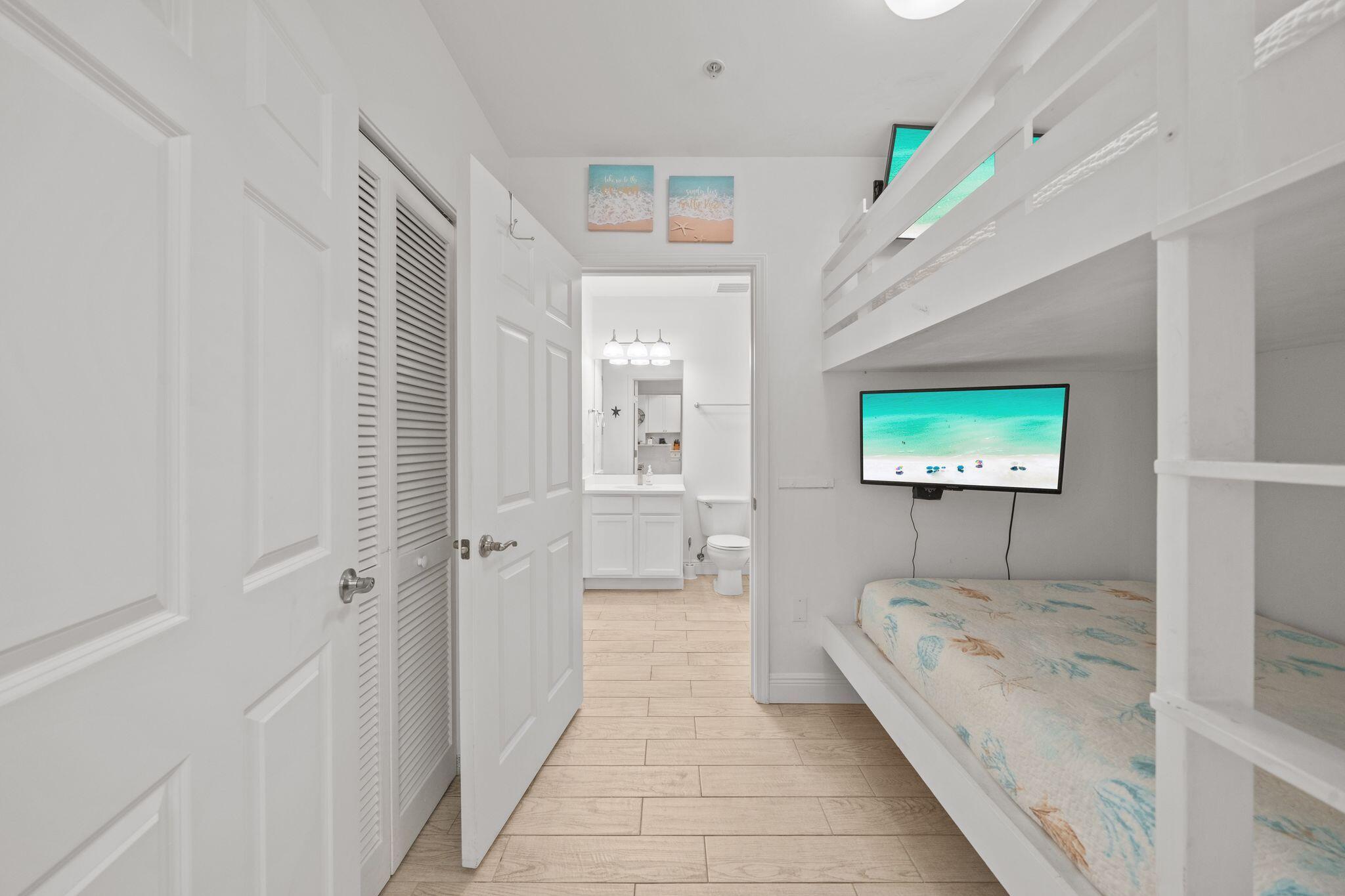 THE PALMS OF DESTIN - Residential