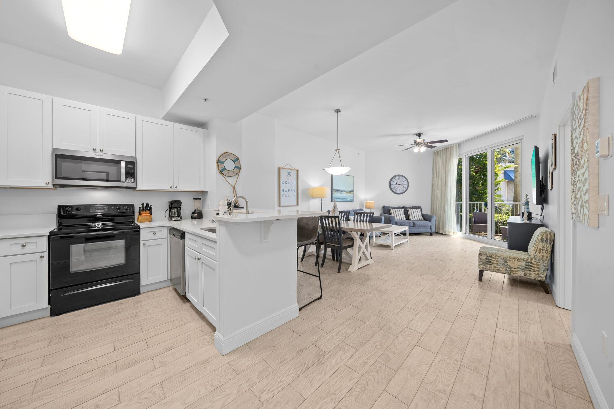 THE PALMS OF DESTIN - Residential