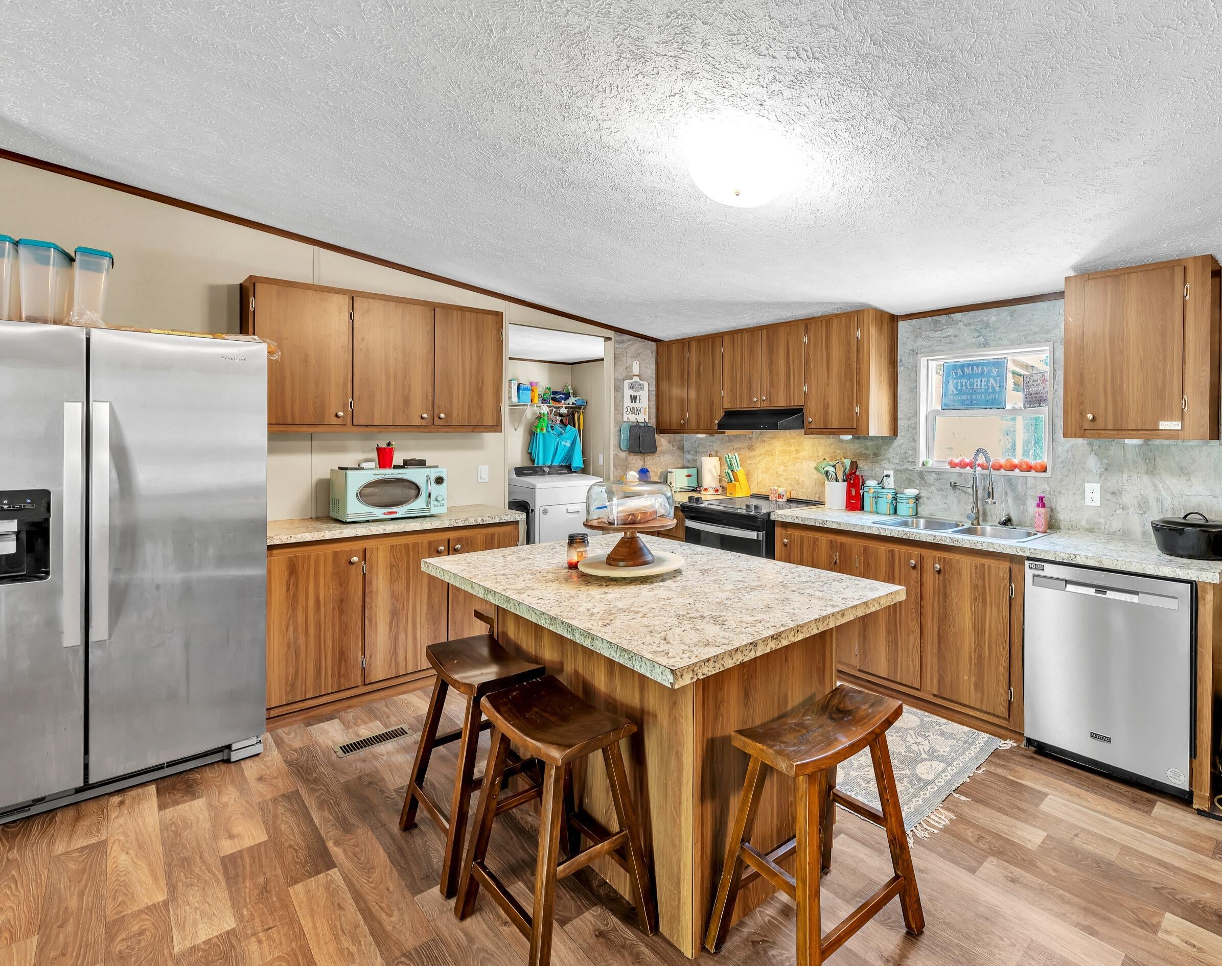 OAKWOOD HILLS - Residential