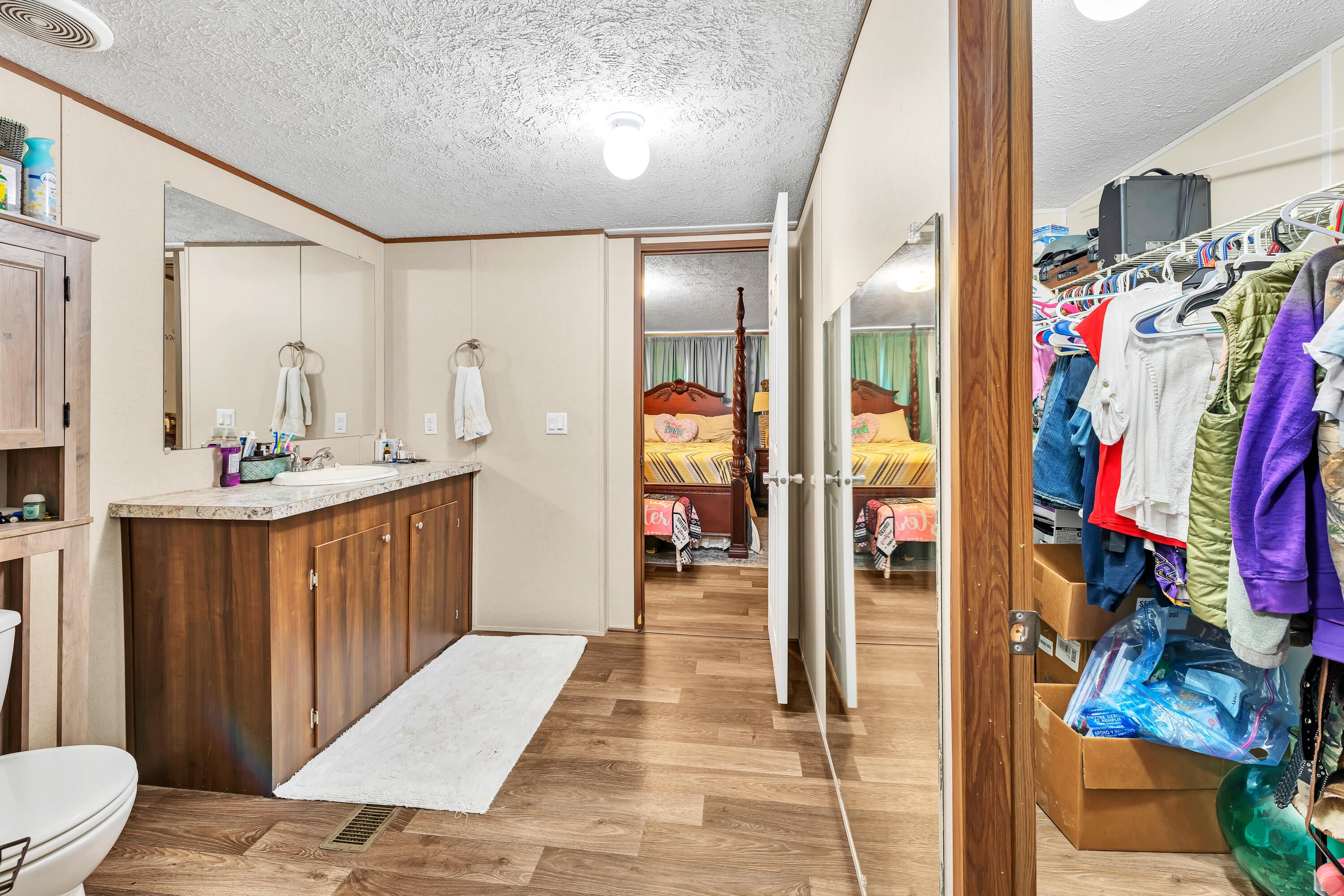 OAKWOOD HILLS - Residential