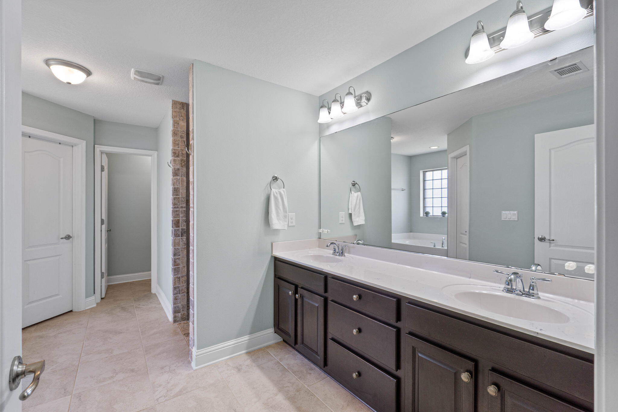 BROOKE ESTATES PH III - Residential