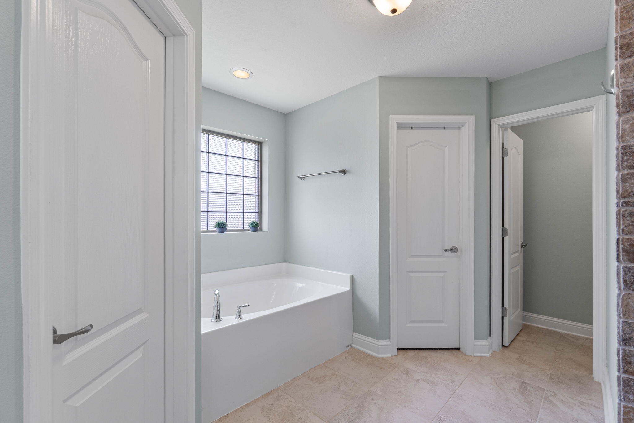 BROOKE ESTATES PH III - Residential