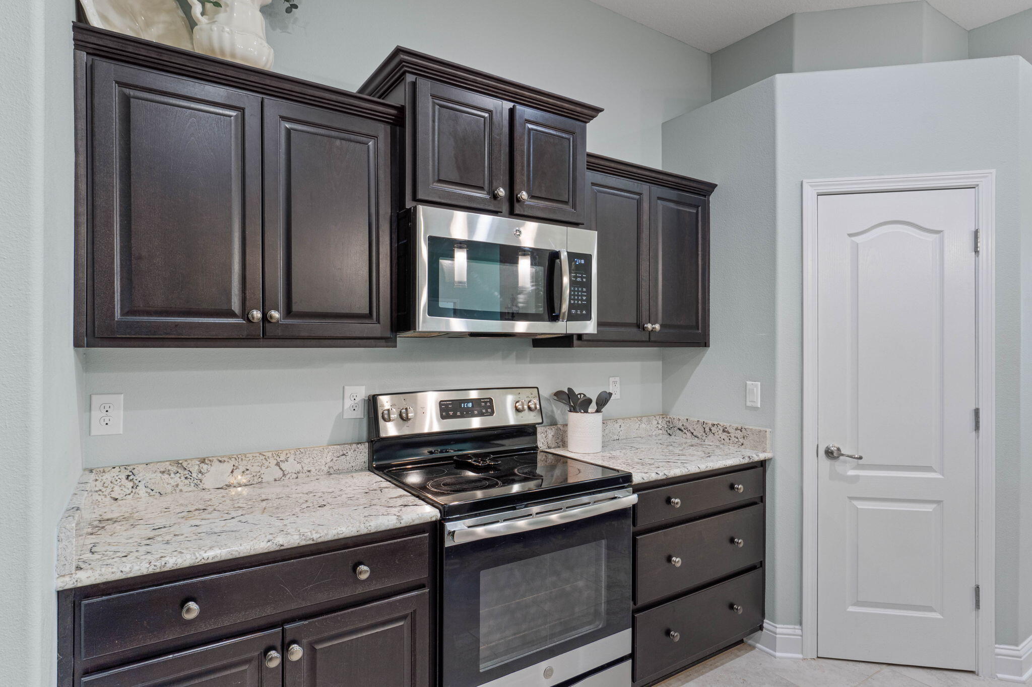 BROOKE ESTATES PH III - Residential