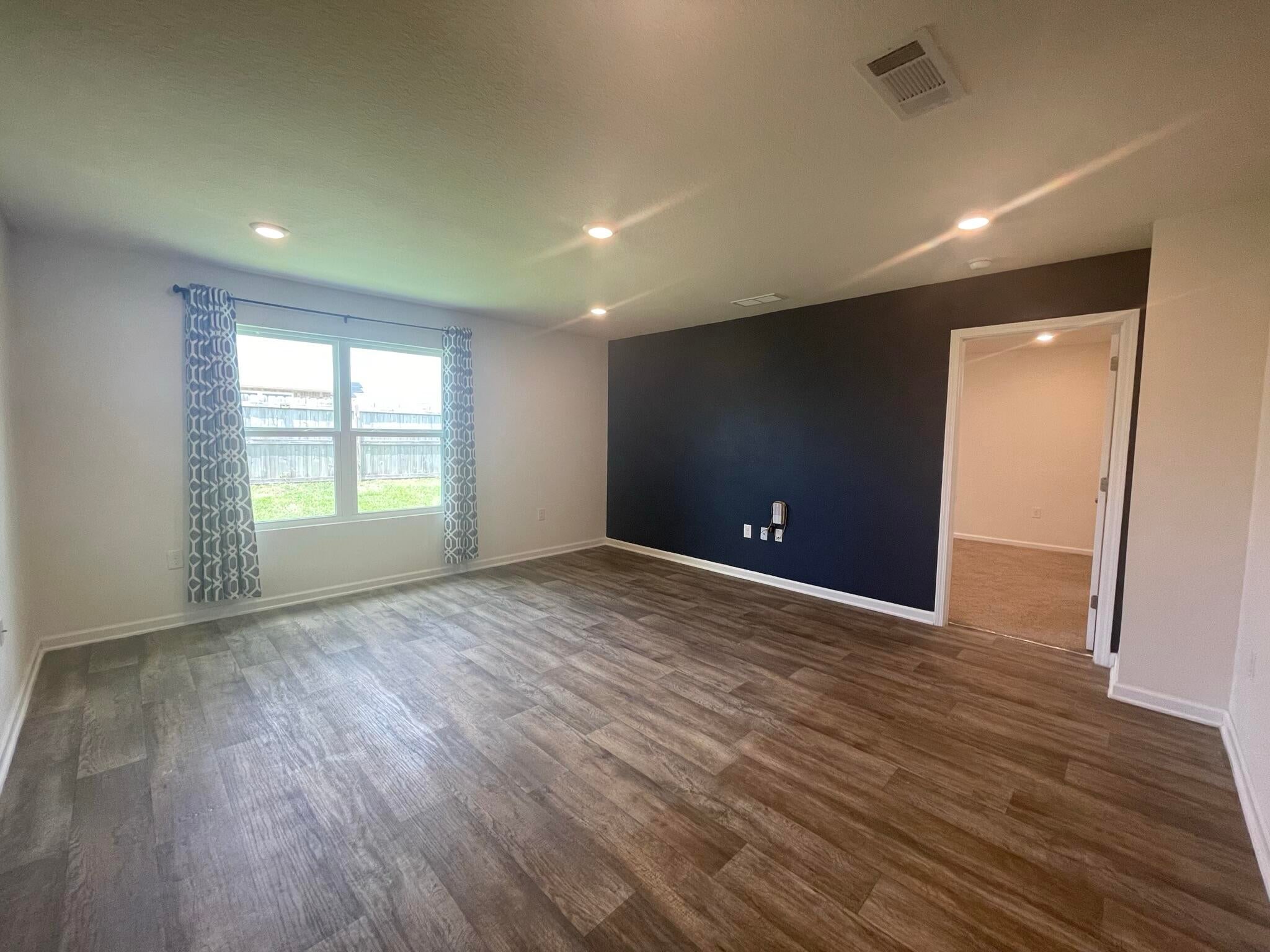 Redstone Commons - Residential Lease