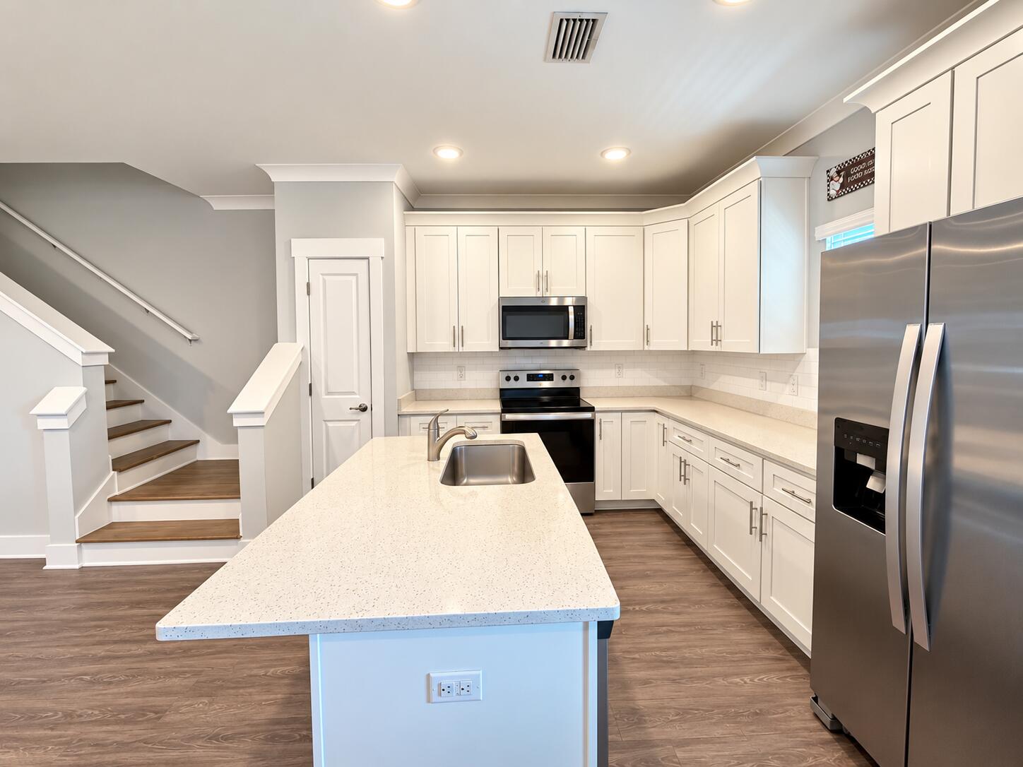 VERANDAS AT FREEPORT - Residential Lease