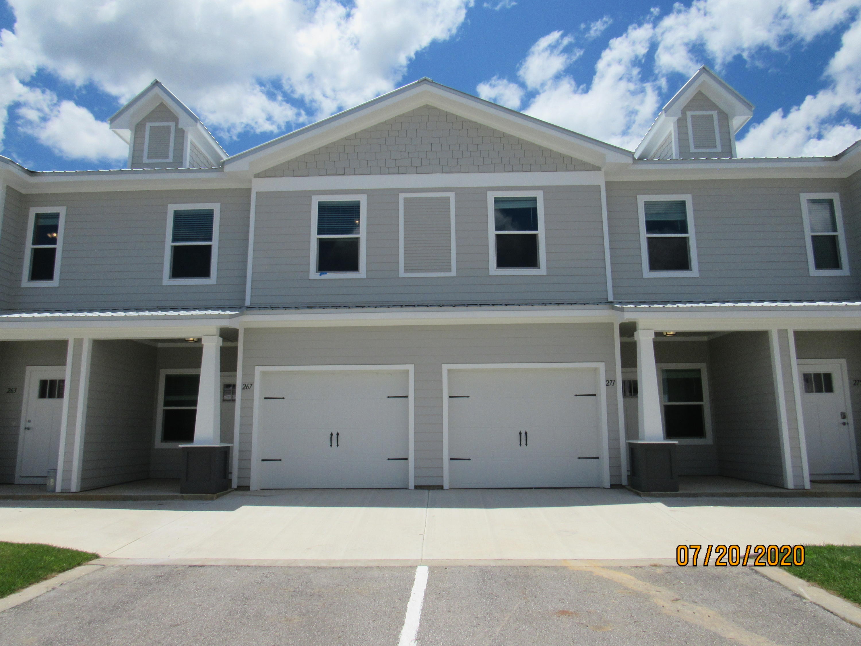 VERANDAS AT FREEPORT - Residential Lease