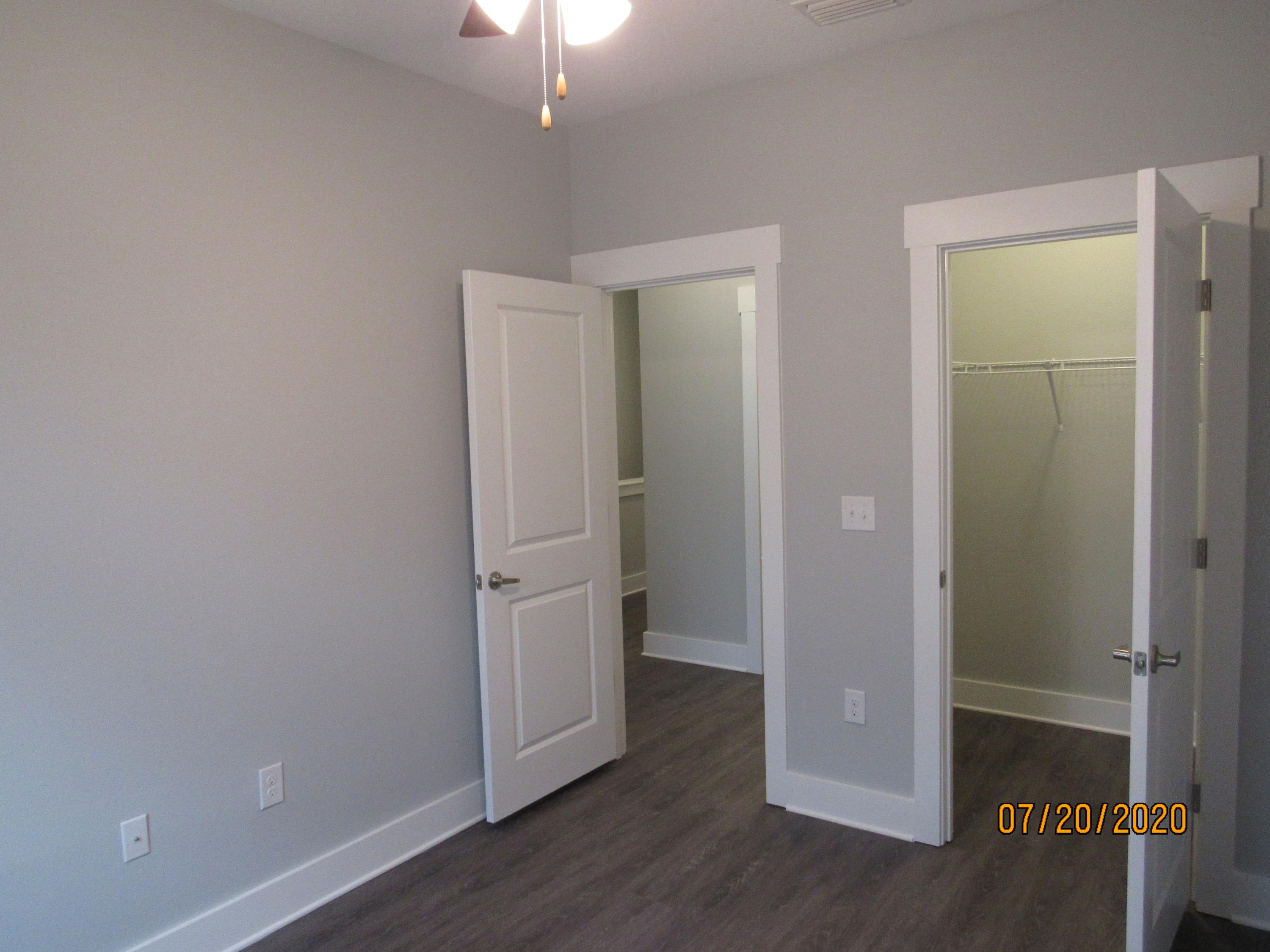 VERANDAS AT FREEPORT - Residential Lease