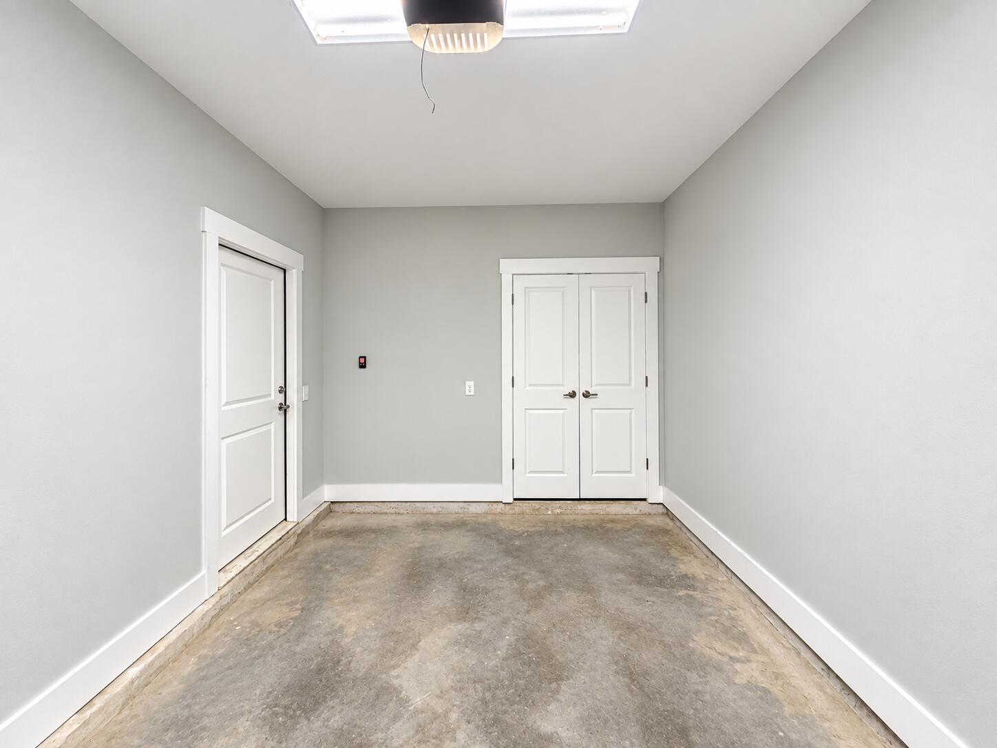 VERANDAS AT FREEPORT - Residential Lease
